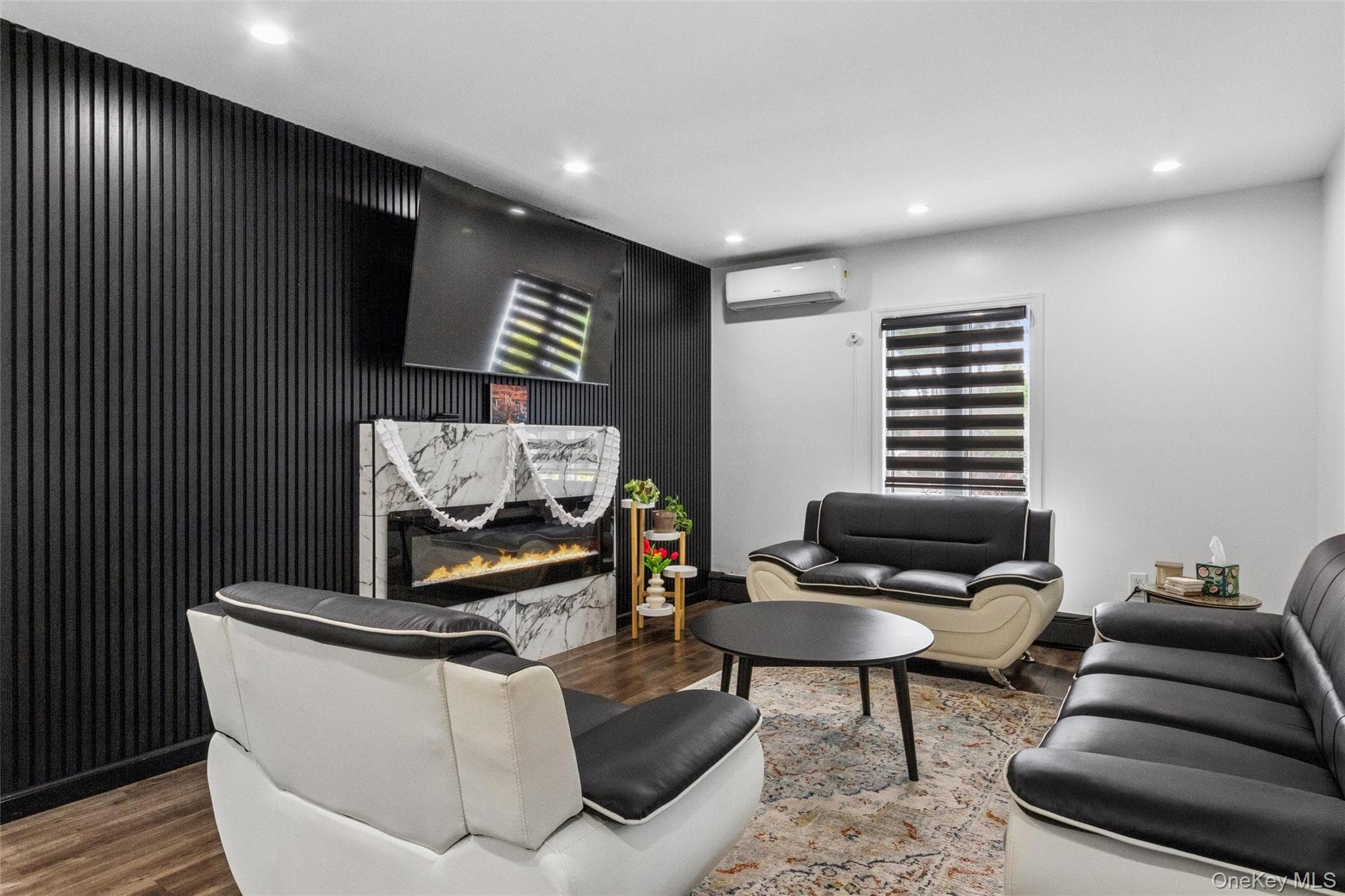 301 Merrick Avenue thumbnail 8