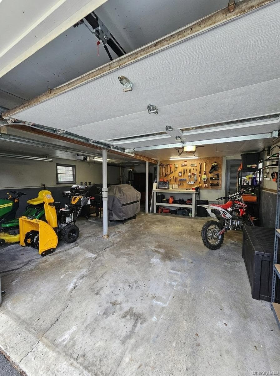 10 Hanover Drive thumbnail 14