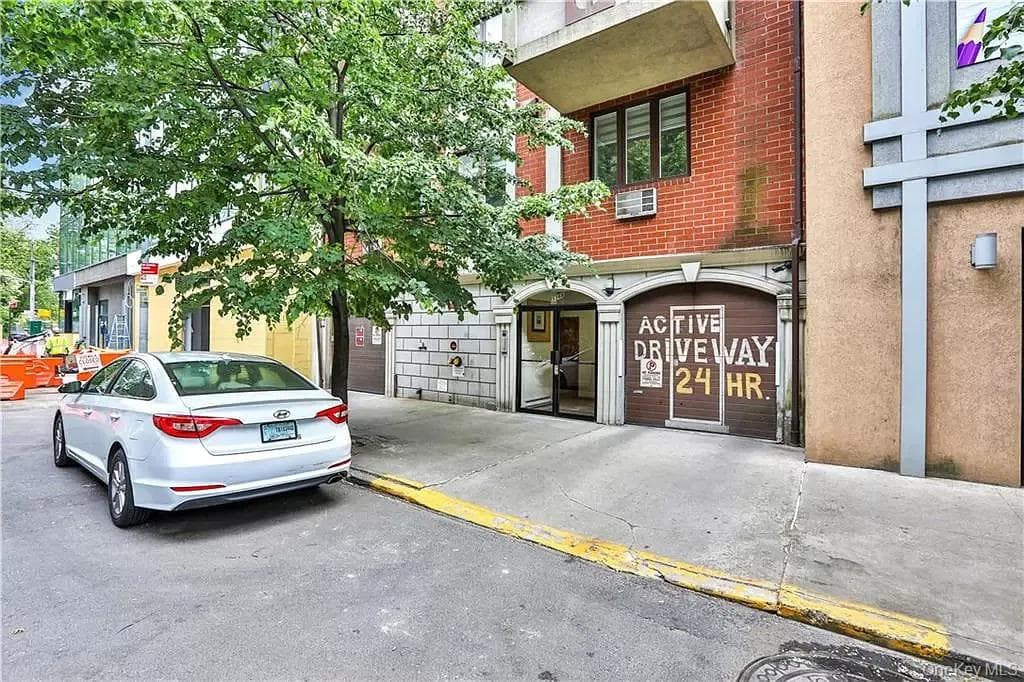 3368 Shore Parkway Unit: 2B thumbnail 18