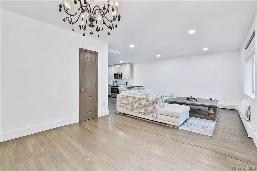 3368 Shore Parkway Unit: 2B thumbnail 2
