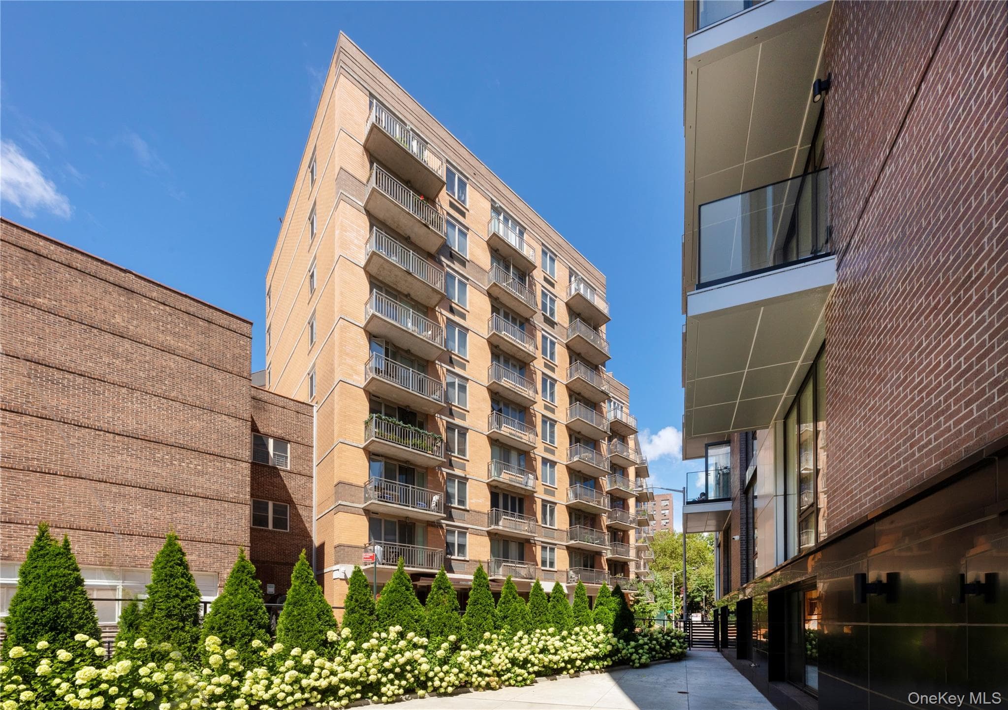 116-11 Curzon Road Unit: 4C, Kew Gardens