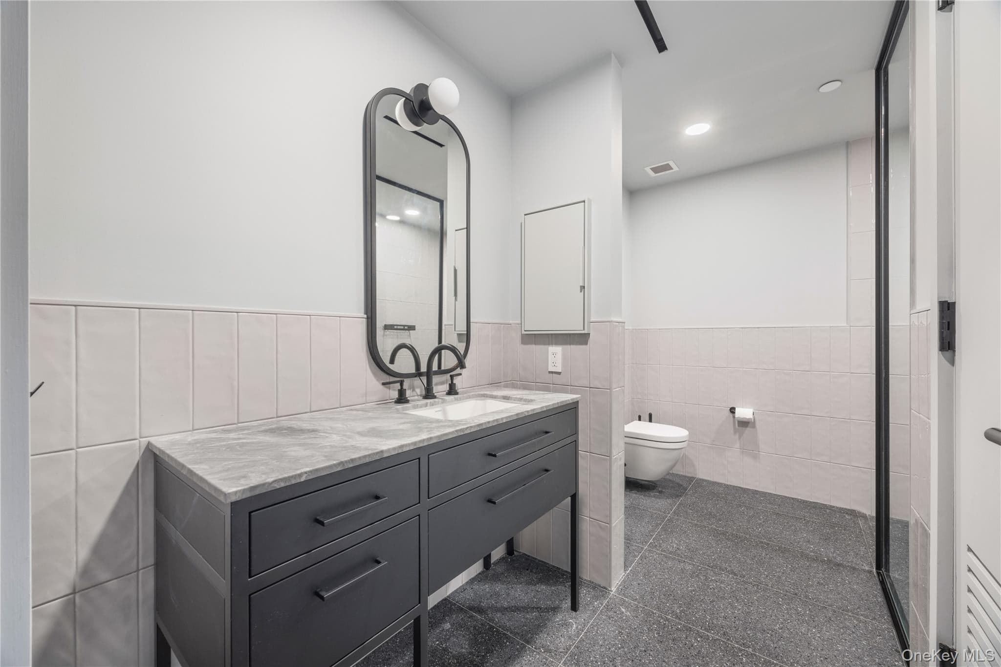 547 W 47th Street Unit: 509 thumbnail 11