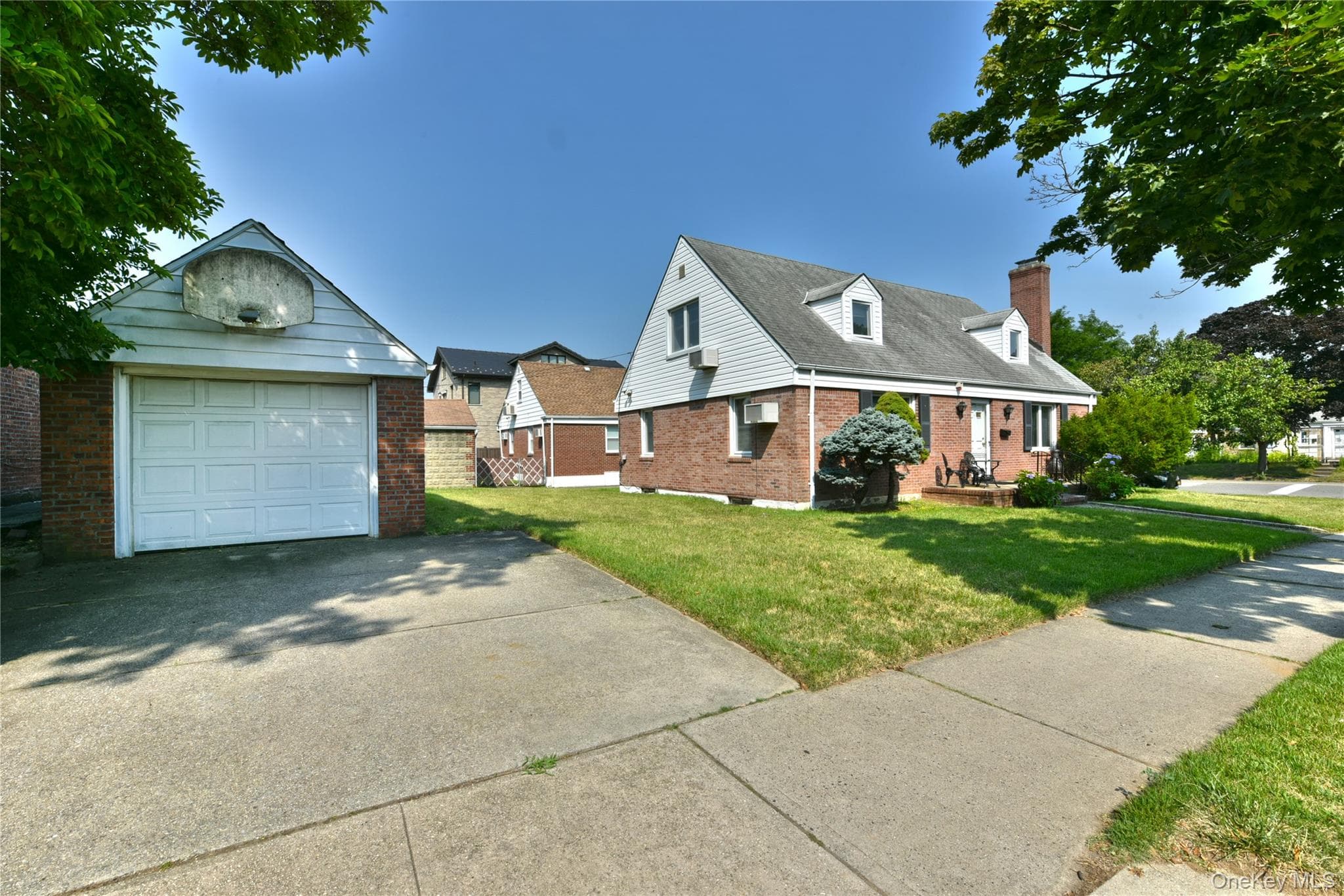 18418 69th Avenue thumbnail 2