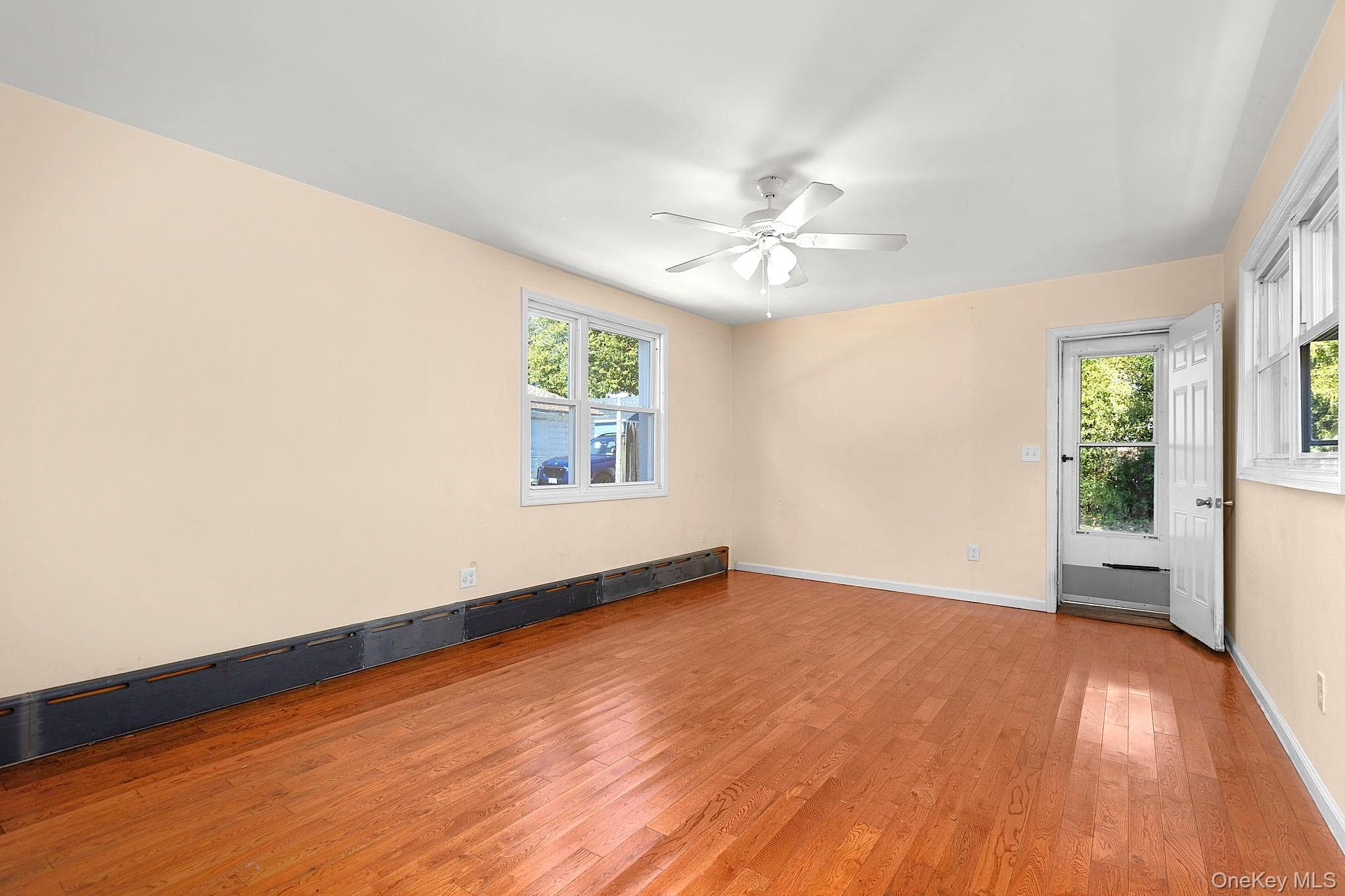 171 Rochelle Street thumbnail 8
