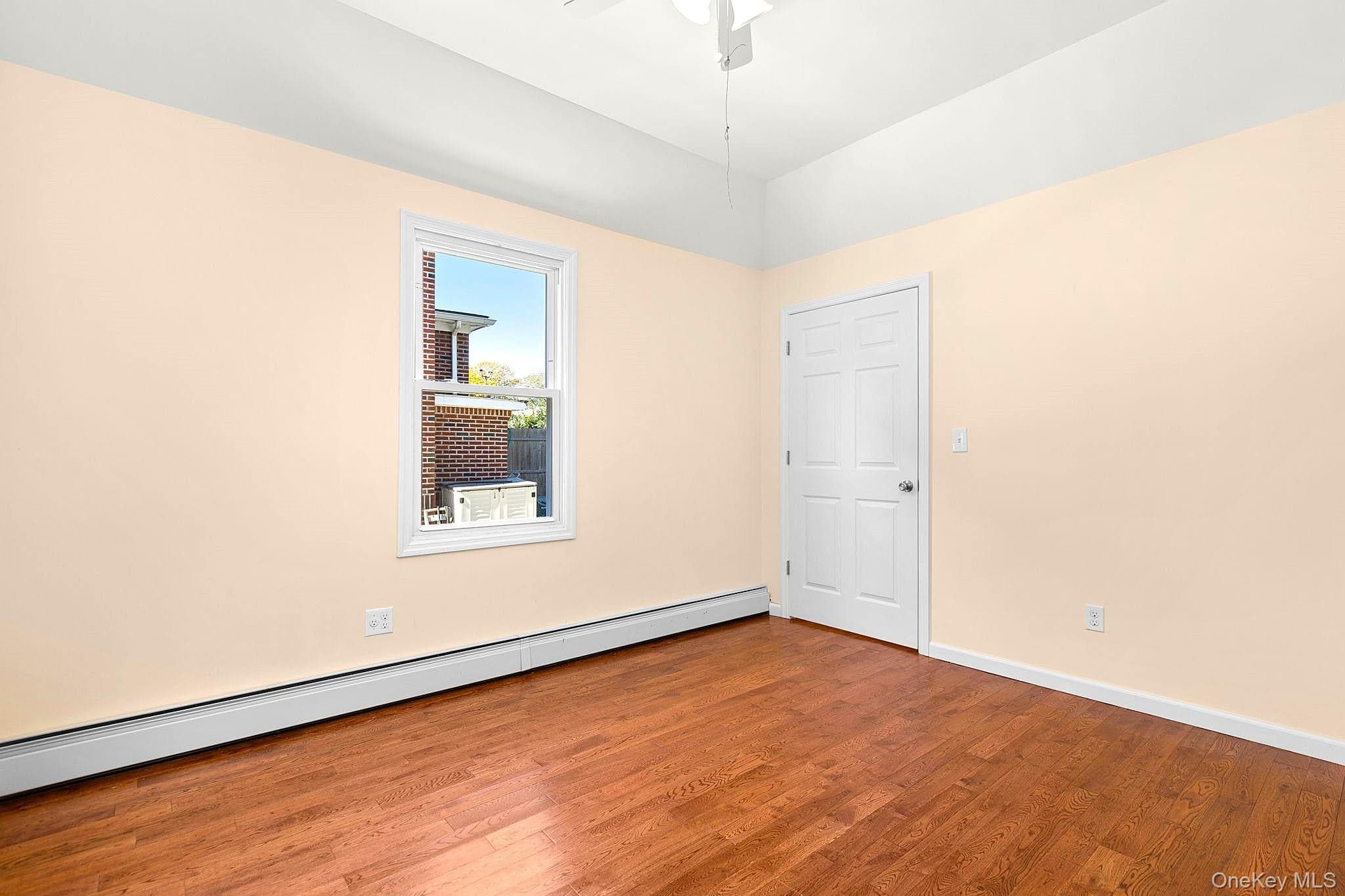 171 Rochelle Street thumbnail 10