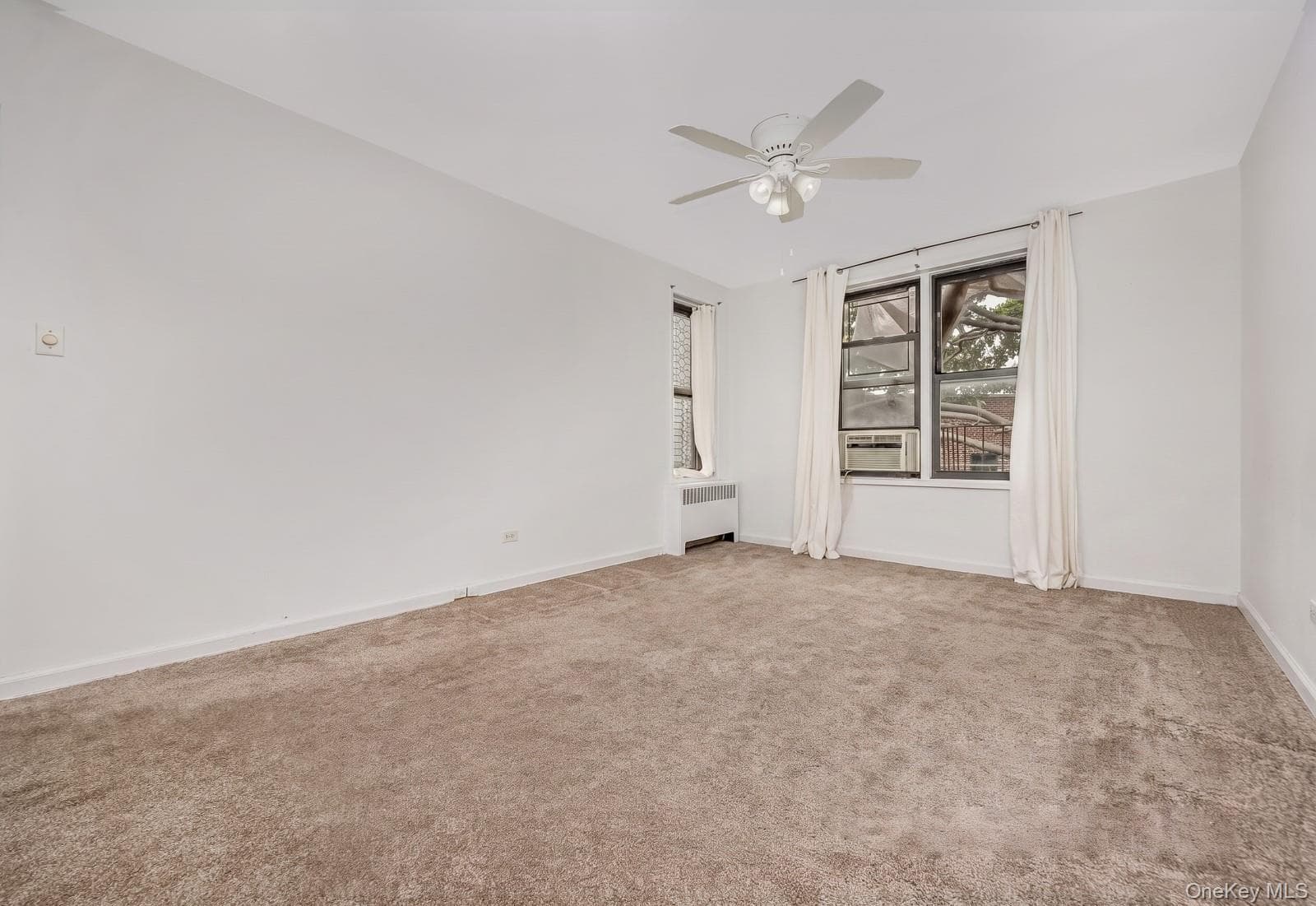 90-11 35th Avenue Unit: 6F thumbnail 14