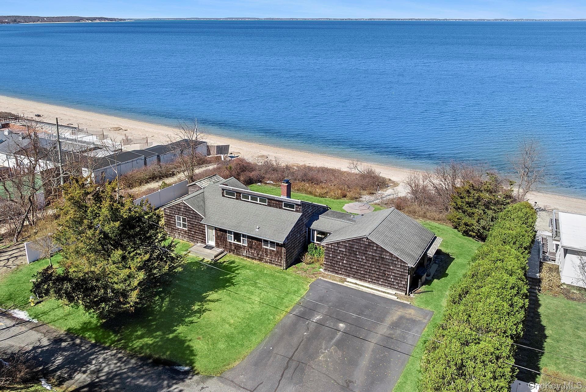 22 Peconic Crescent thumbnail 23
