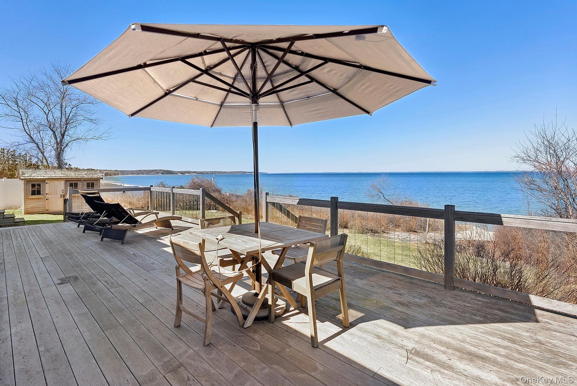 22 Peconic Crescent thumbnail 17