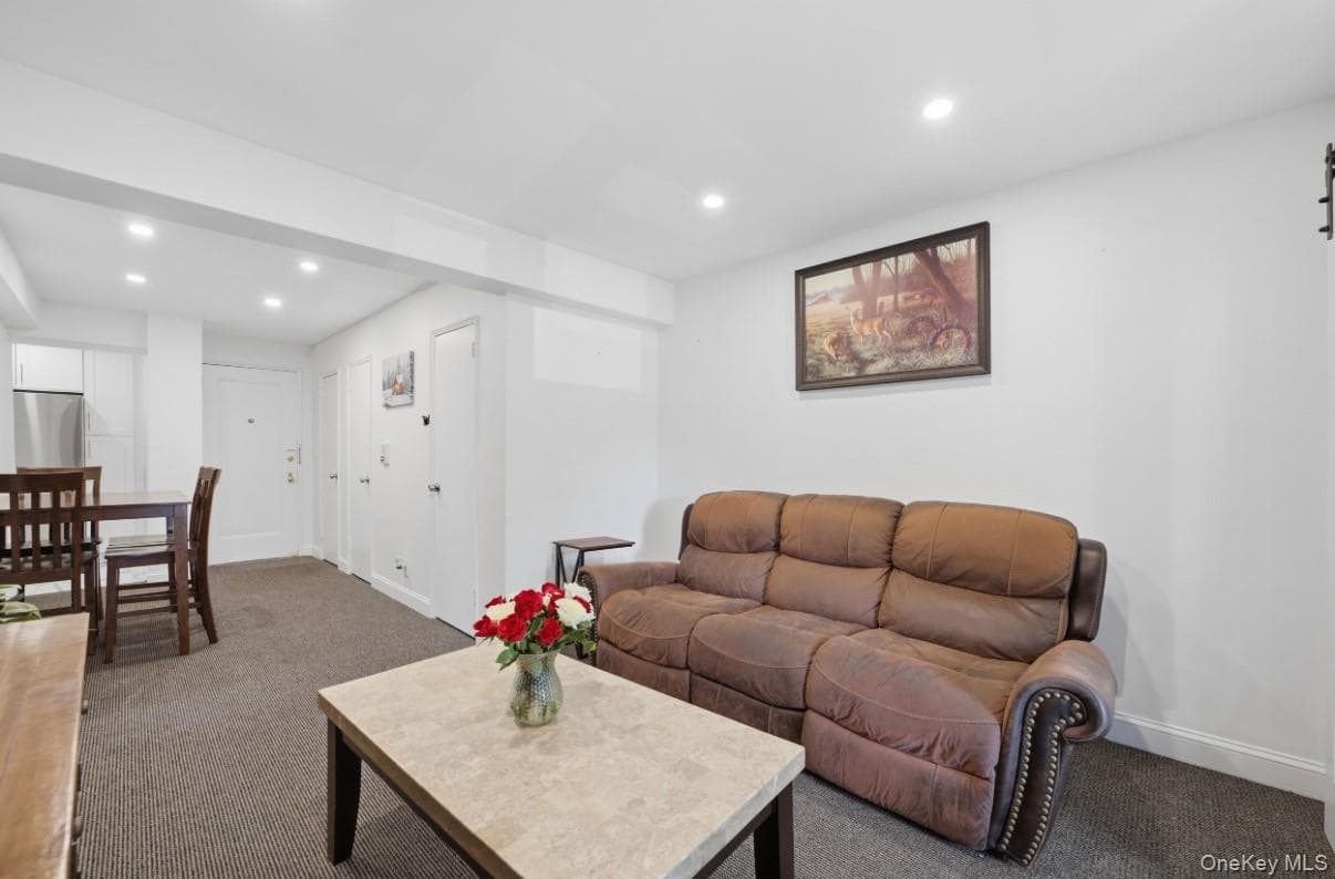 70 Locust Avenue Unit: 103B thumbnail 9