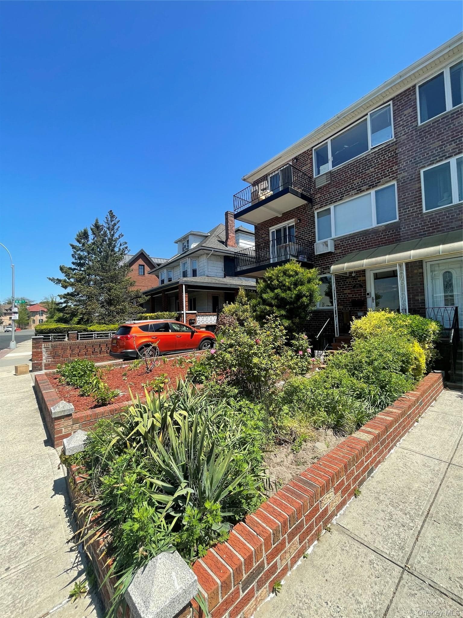 4911 Surf Avenue thumbnail 4