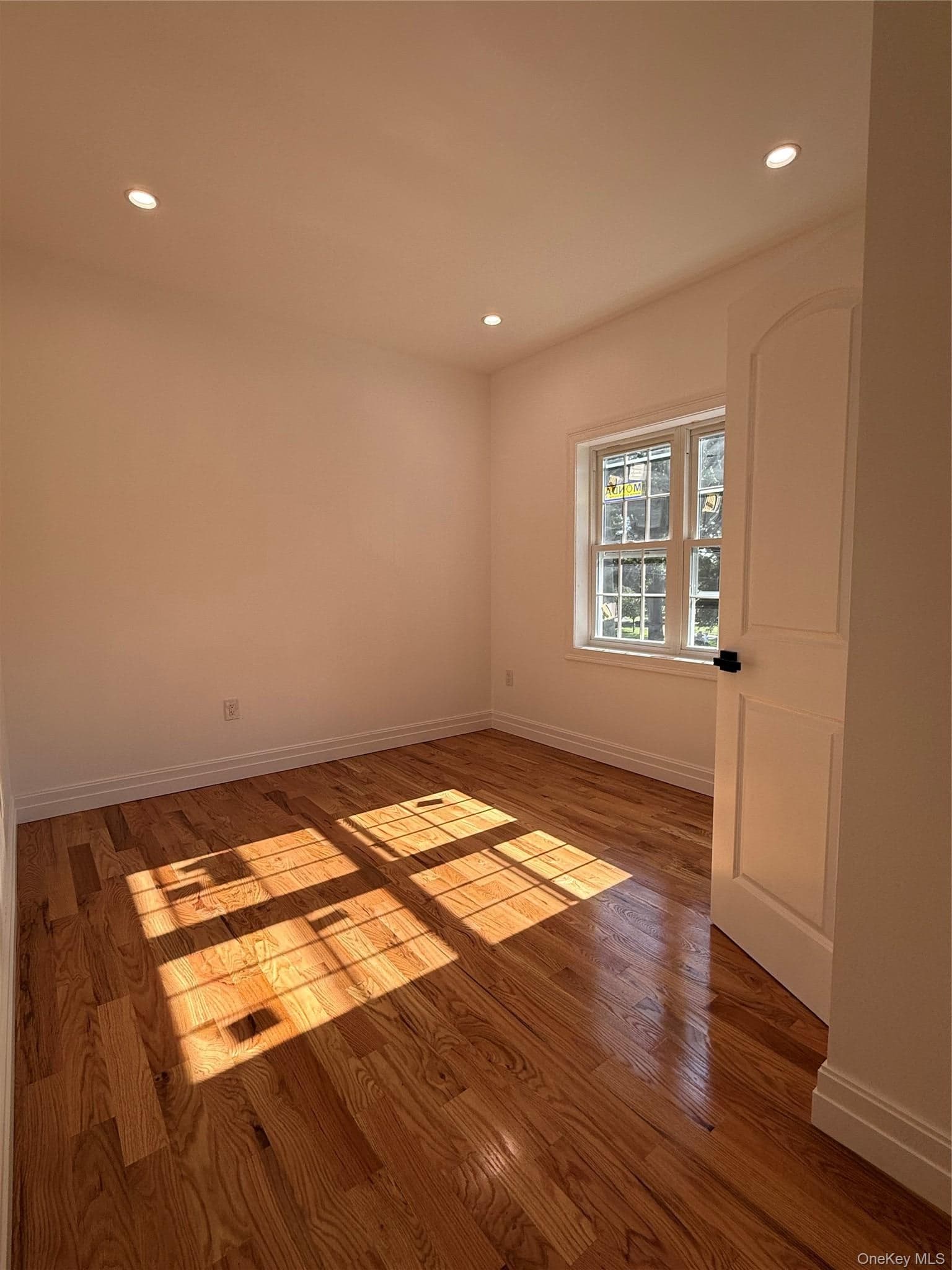 118-11 E Lakeview Blvd thumbnail 6