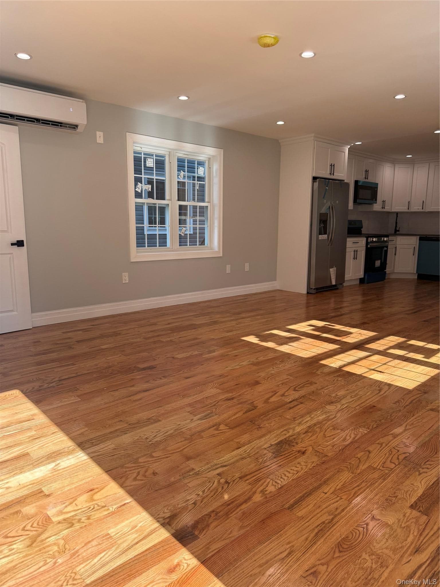 118-11 E Lakeview Blvd thumbnail 12