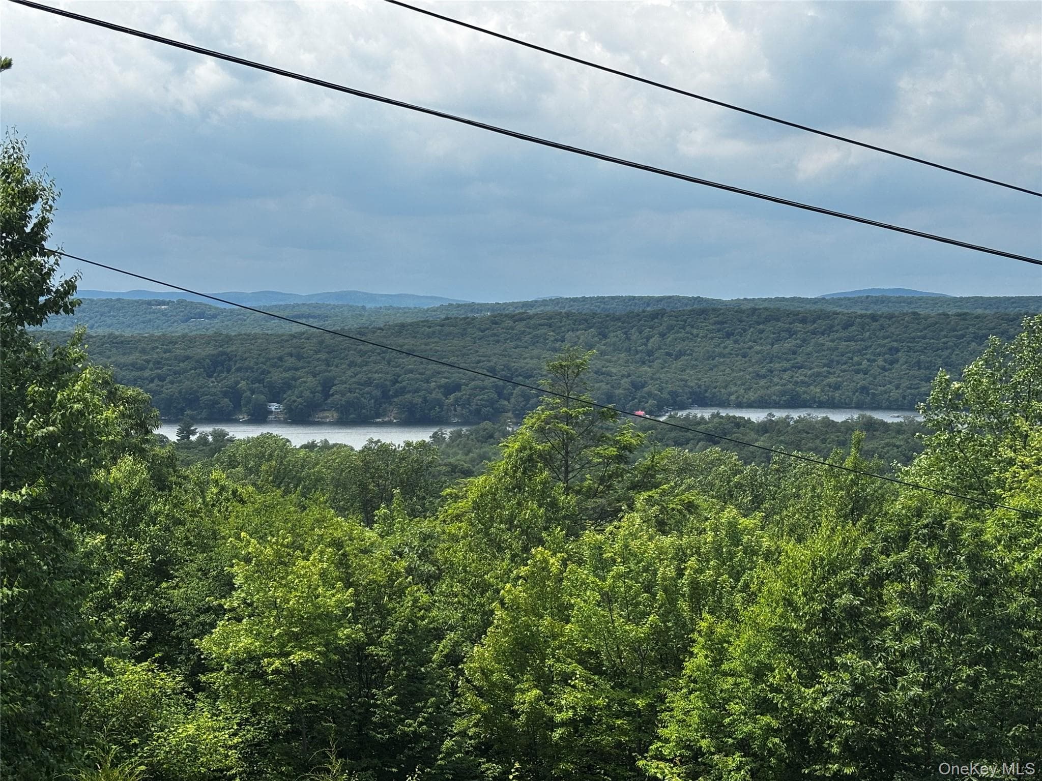560 Oscawana Lake Road, Putnam Valley