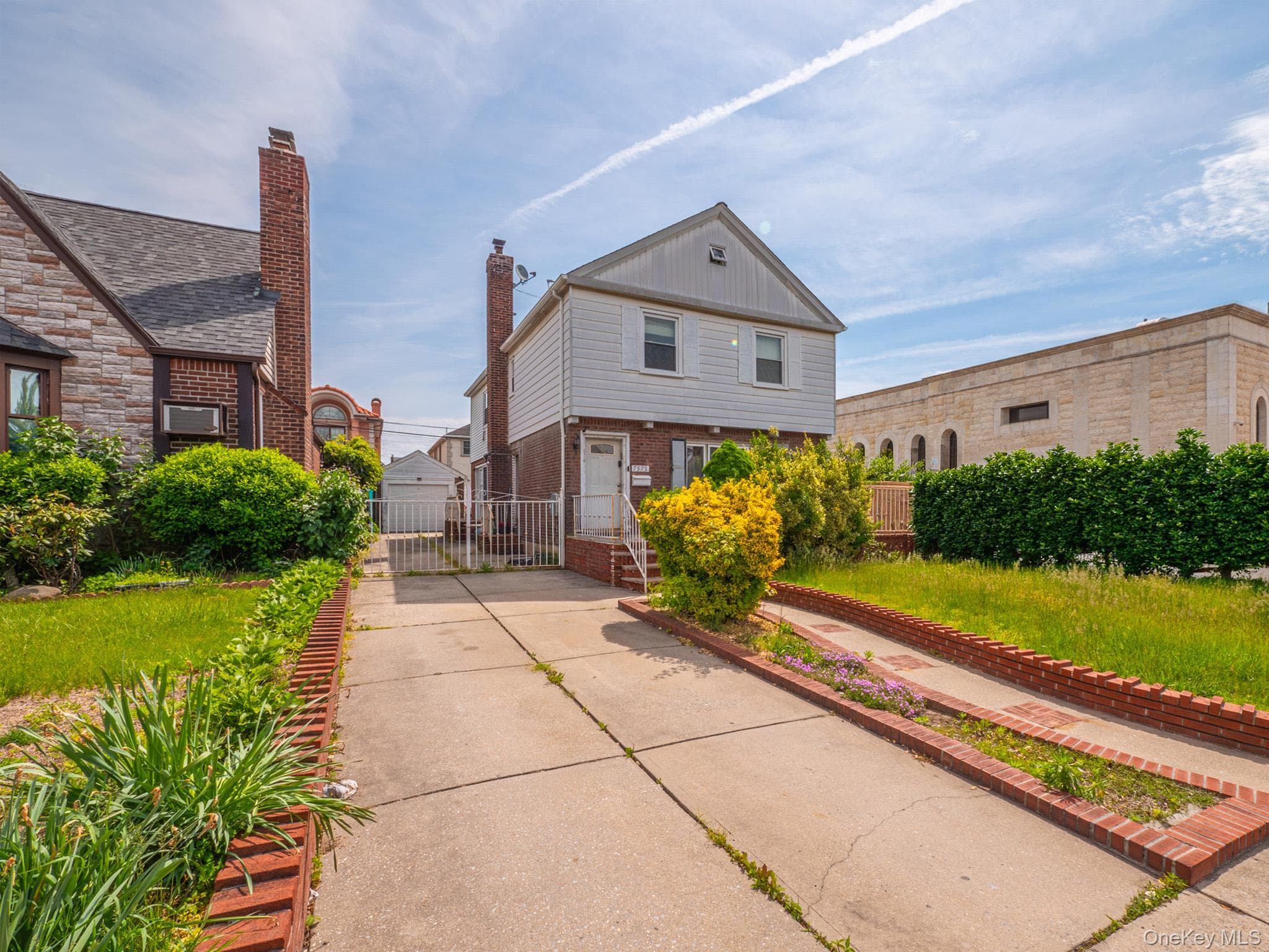 75-75 180th Street thumbnail 4