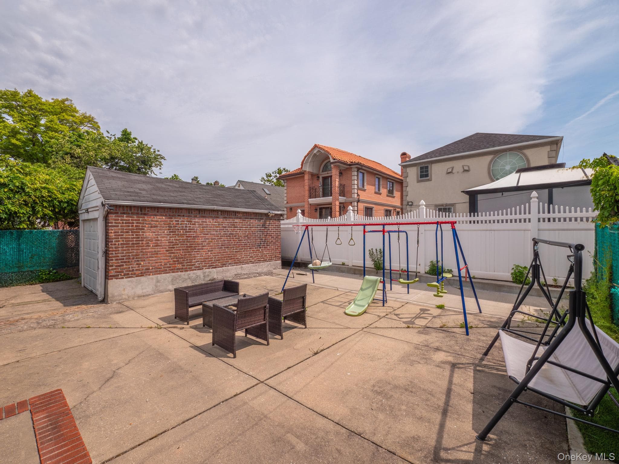 75-75 180th Street thumbnail 38