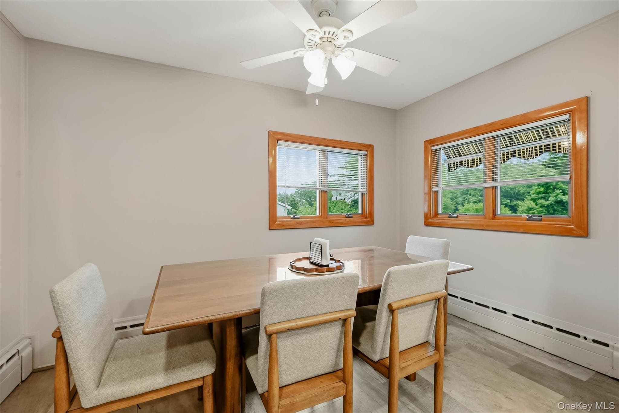 28 Maple Avenue thumbnail 13