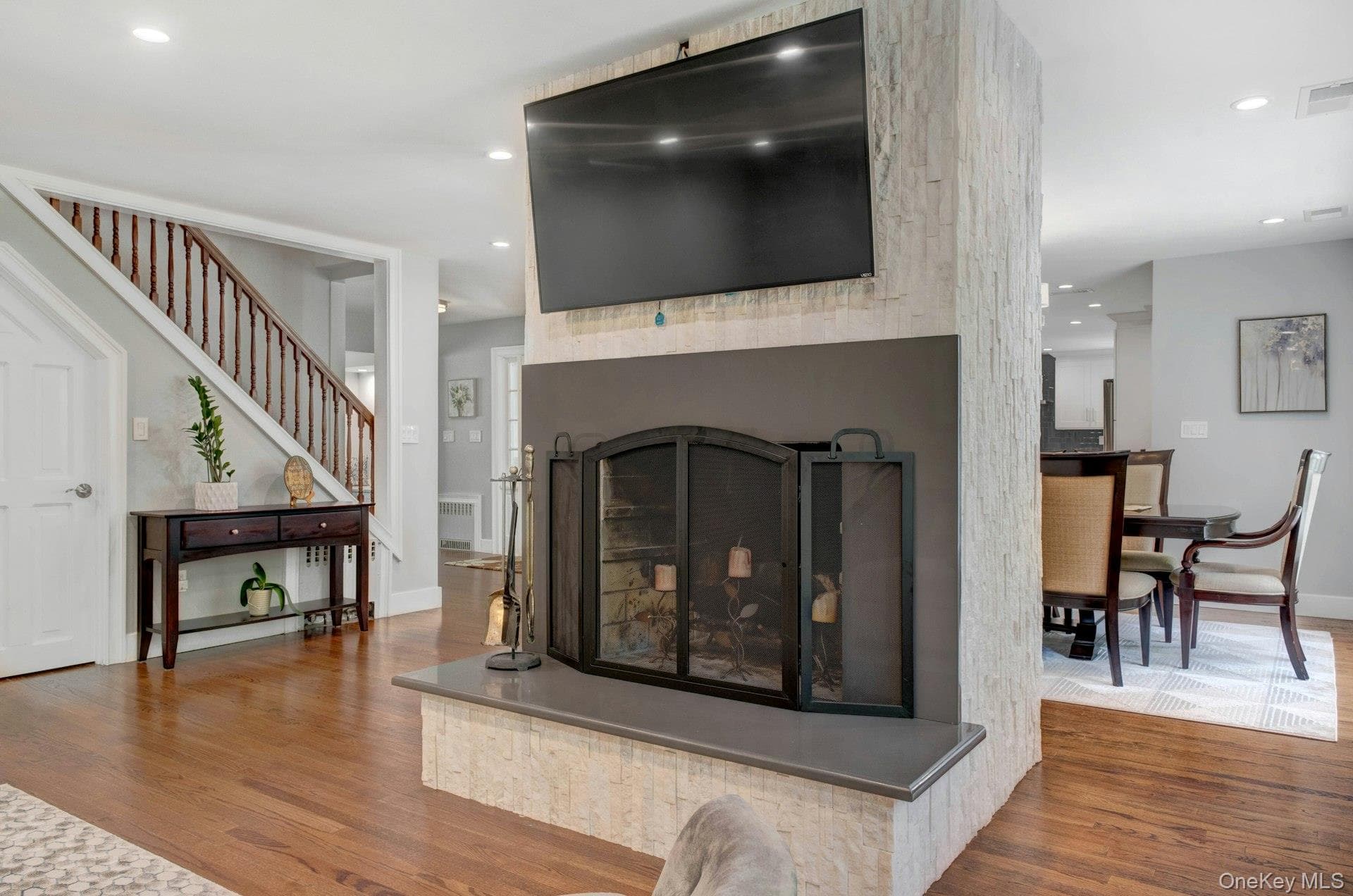 459-461 Haverstraw Road thumbnail 9