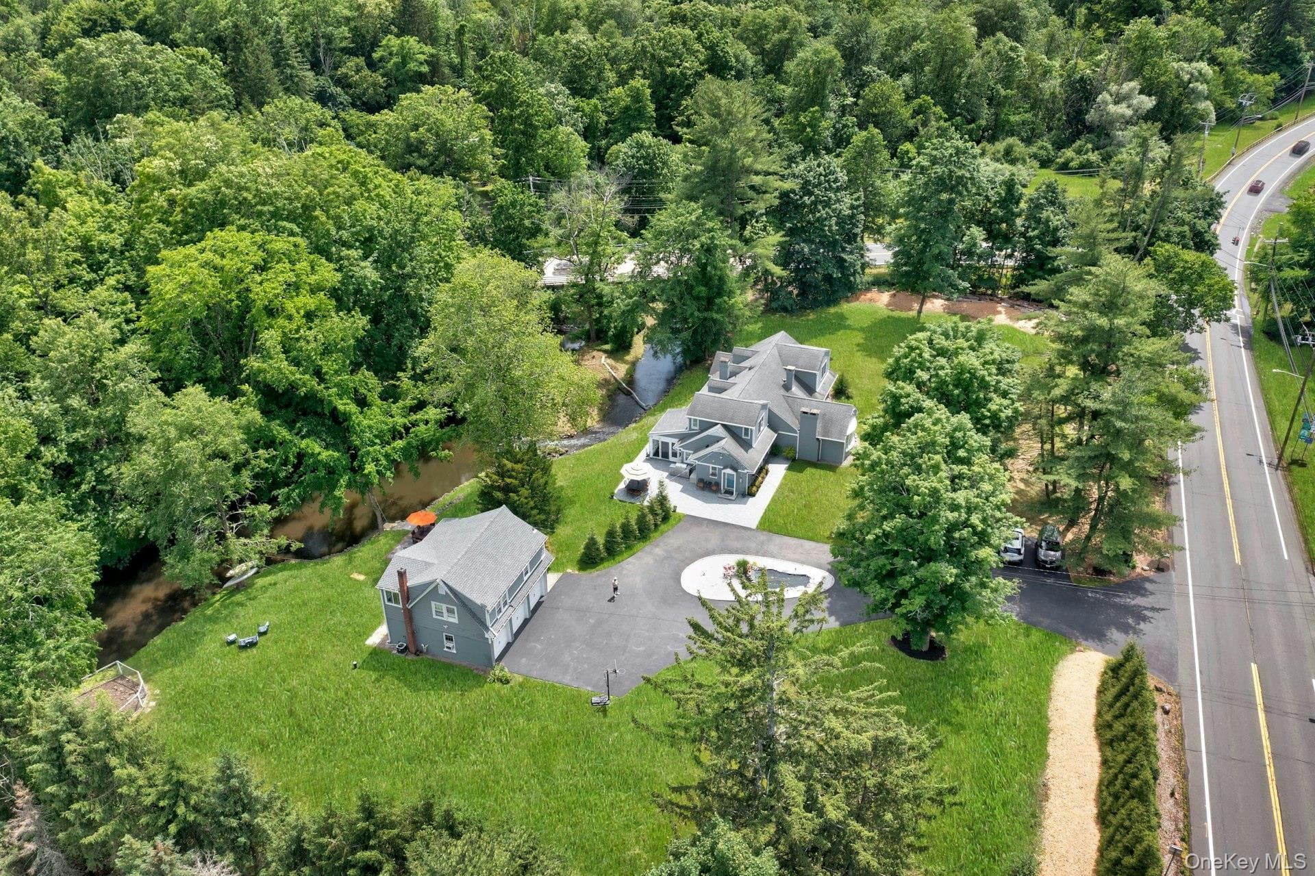459-461 Haverstraw Road thumbnail 40