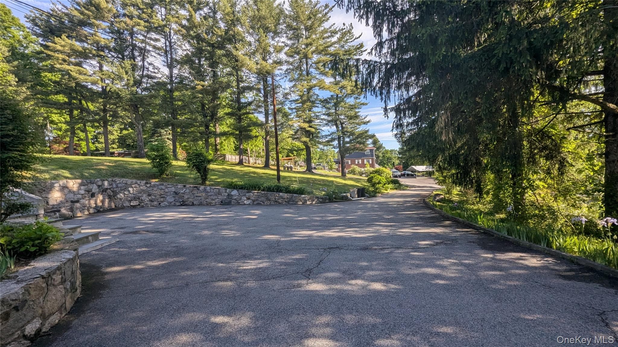 11 Dyckman Drive thumbnail 5