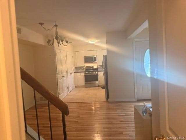 96 Feller Drive thumbnail 11