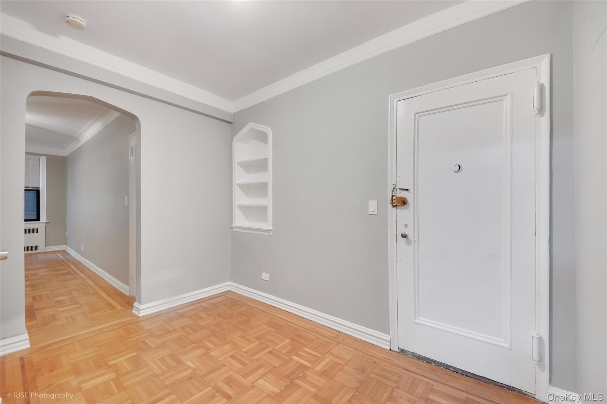 41-09 41st Street Unit: 1A thumbnail 7
