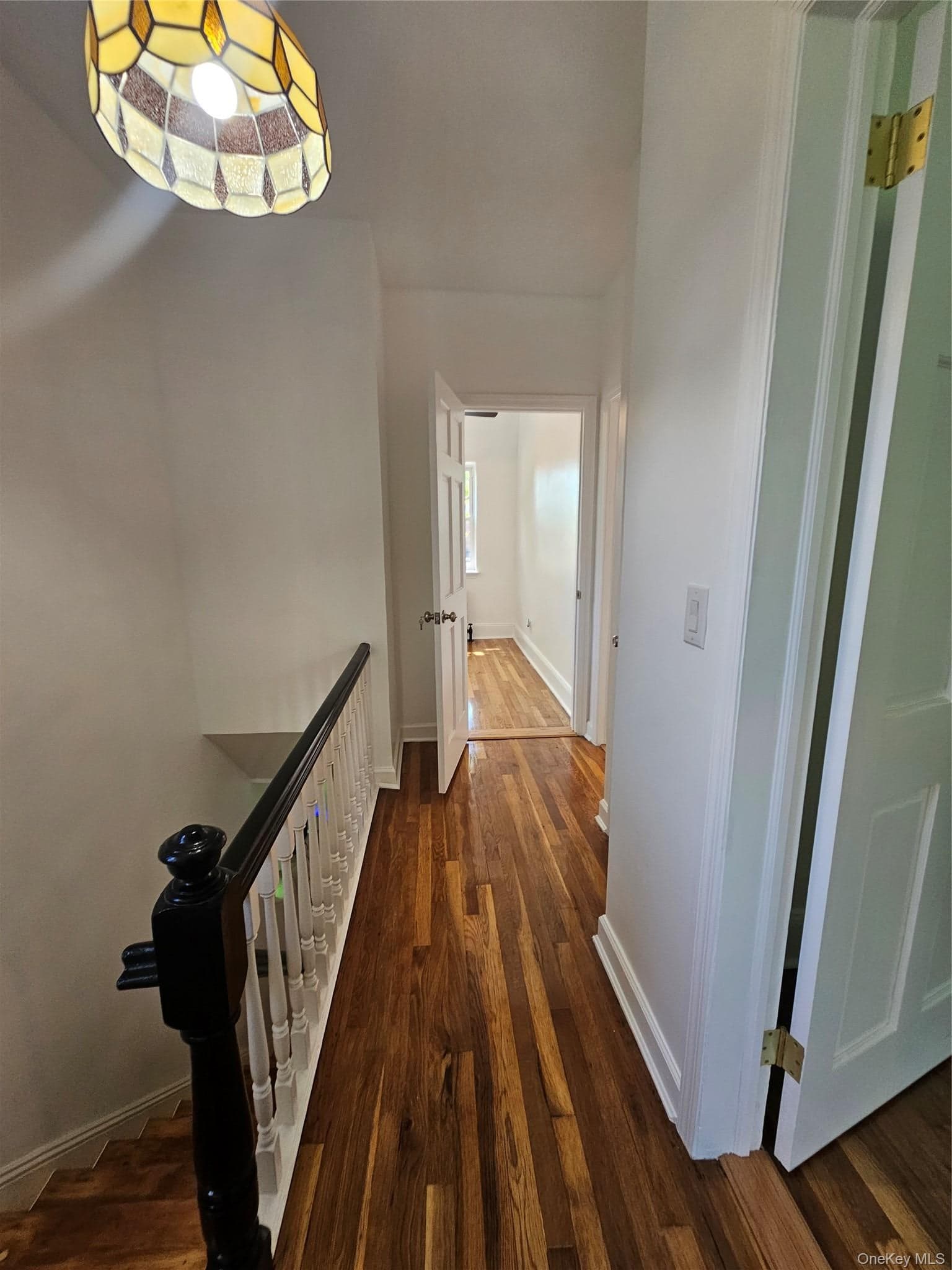 455 E 43rd Street thumbnail 8