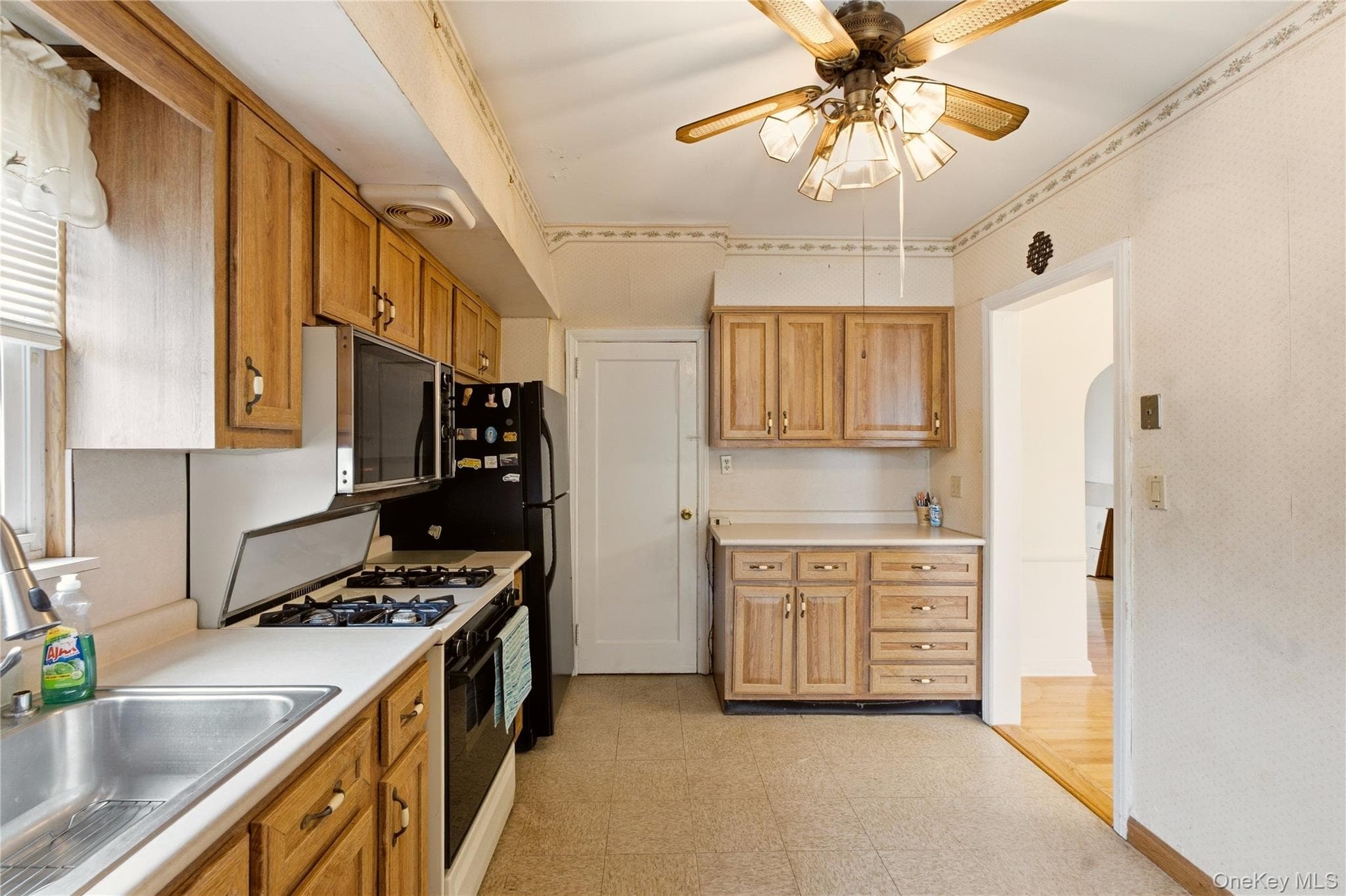 163-68 25th Avenue thumbnail 9