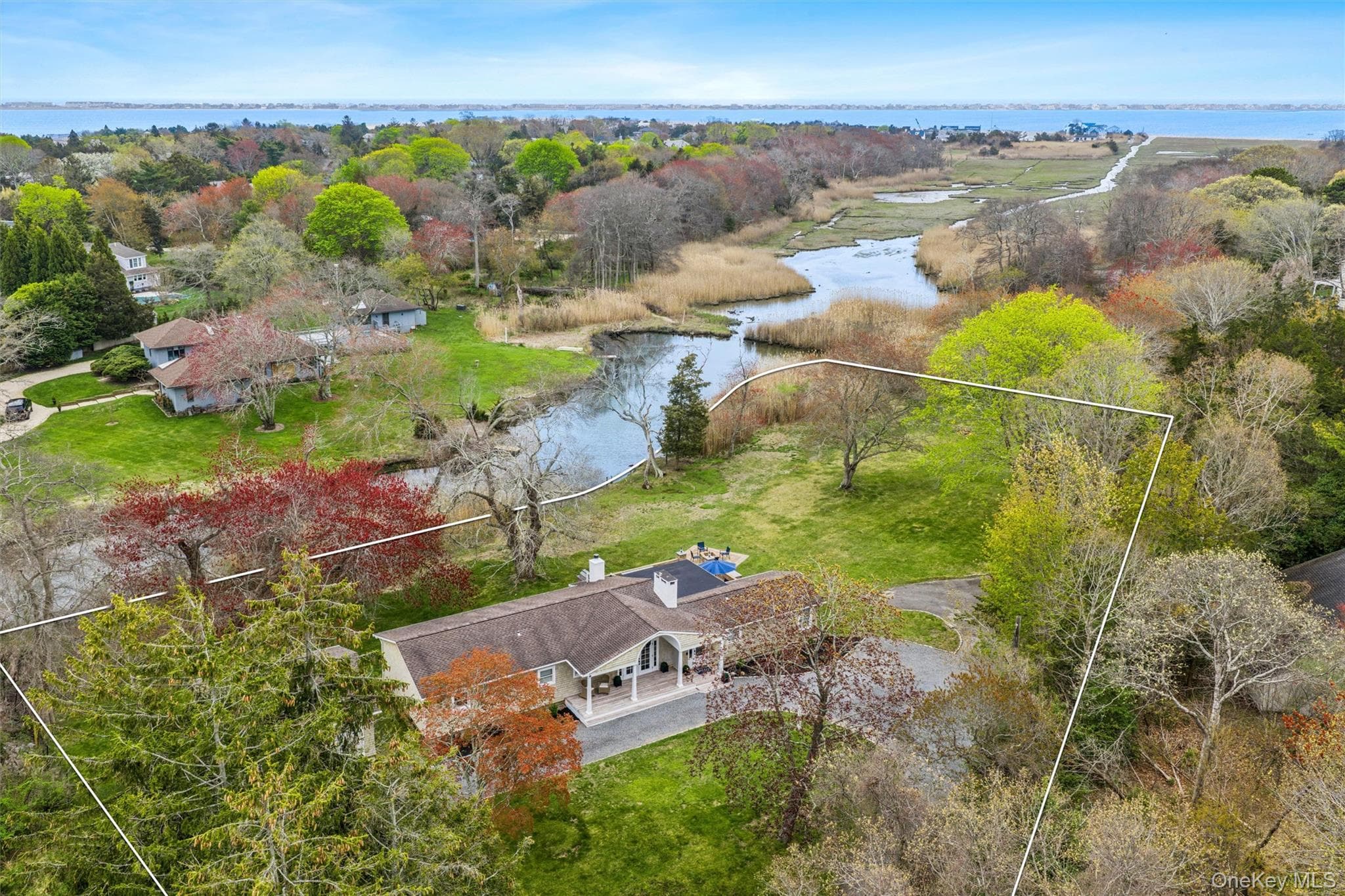 111 S Country Road, Remsenburg