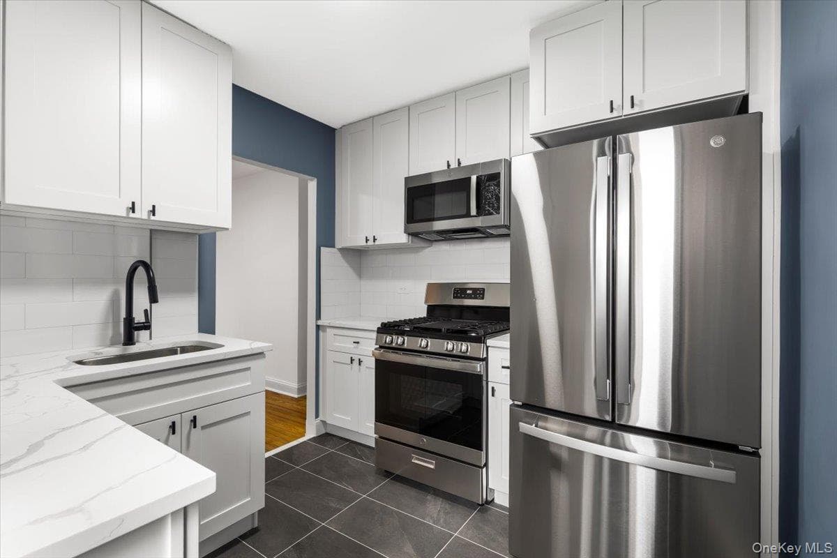 5645 Netherland Avenue Unit: 5C thumbnail 14