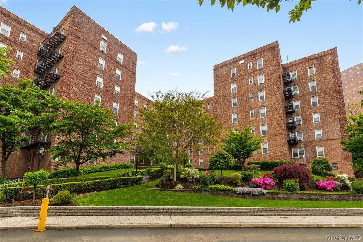 5645 Netherland Avenue Unit: 5C, Bronx