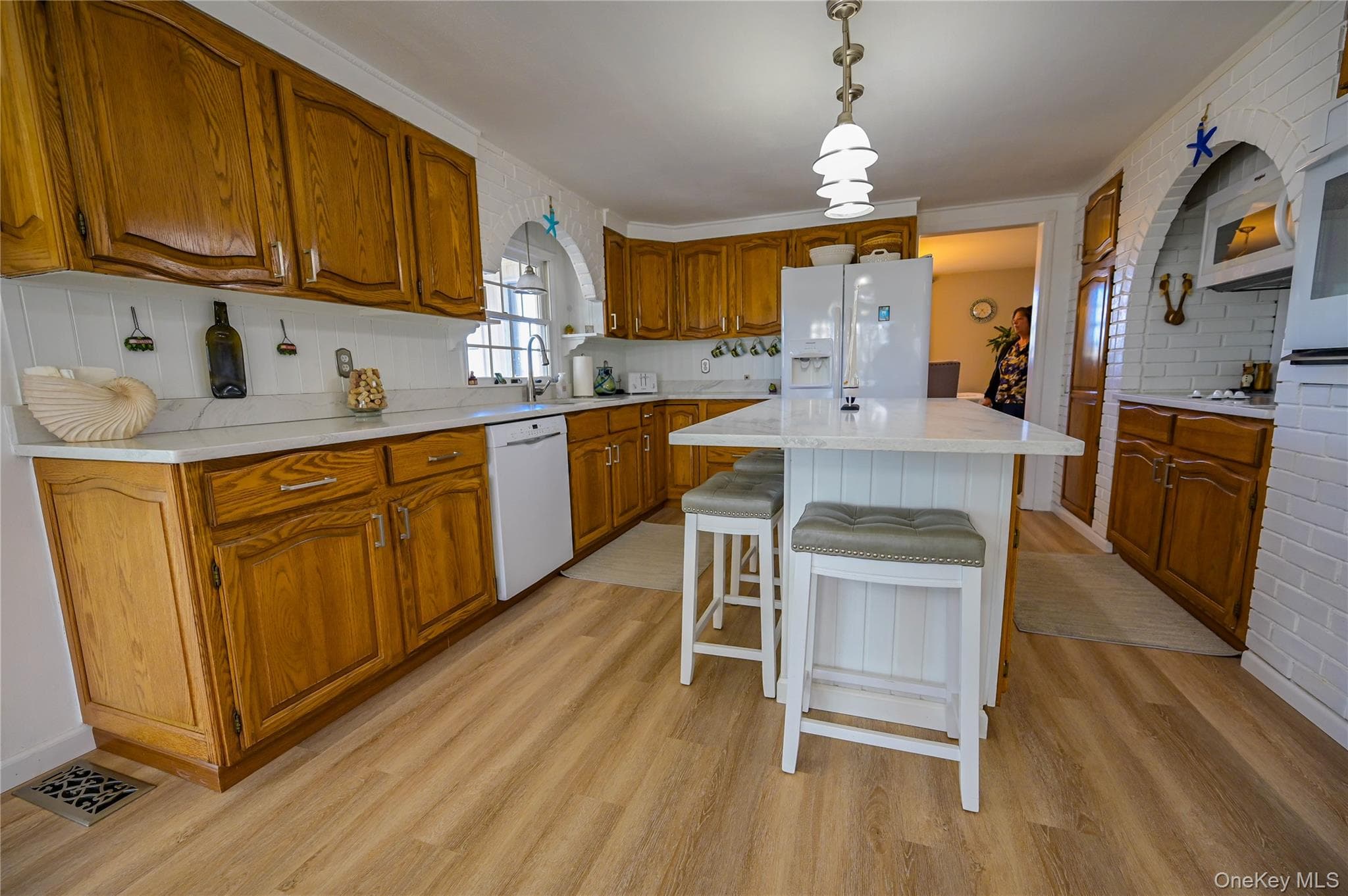 9339 Crooked Hill Road thumbnail 8