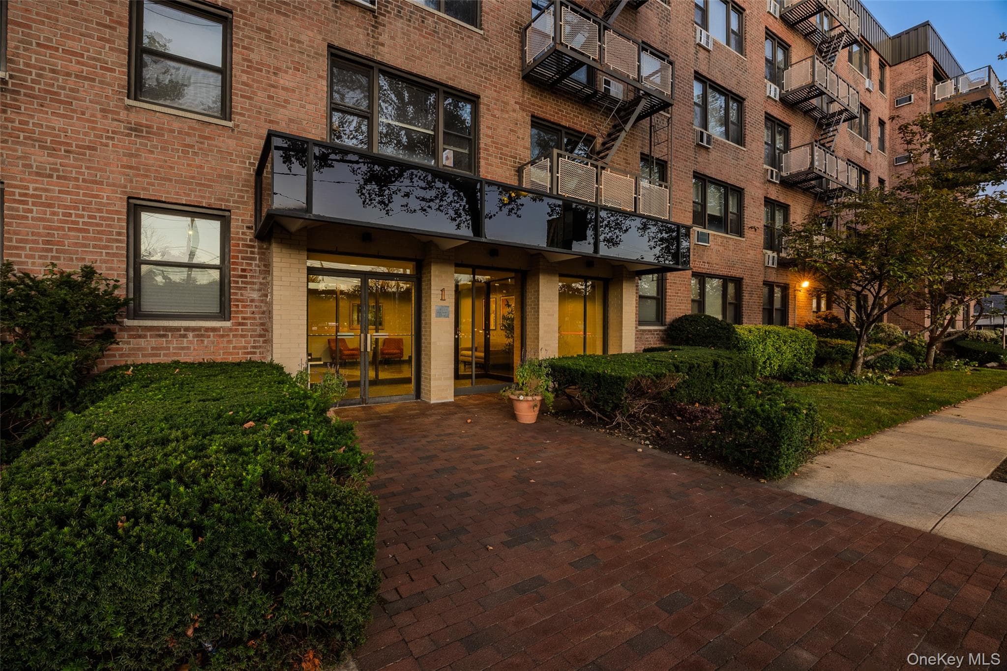 1 Birchwood Court Unit: 1B thumbnail 20