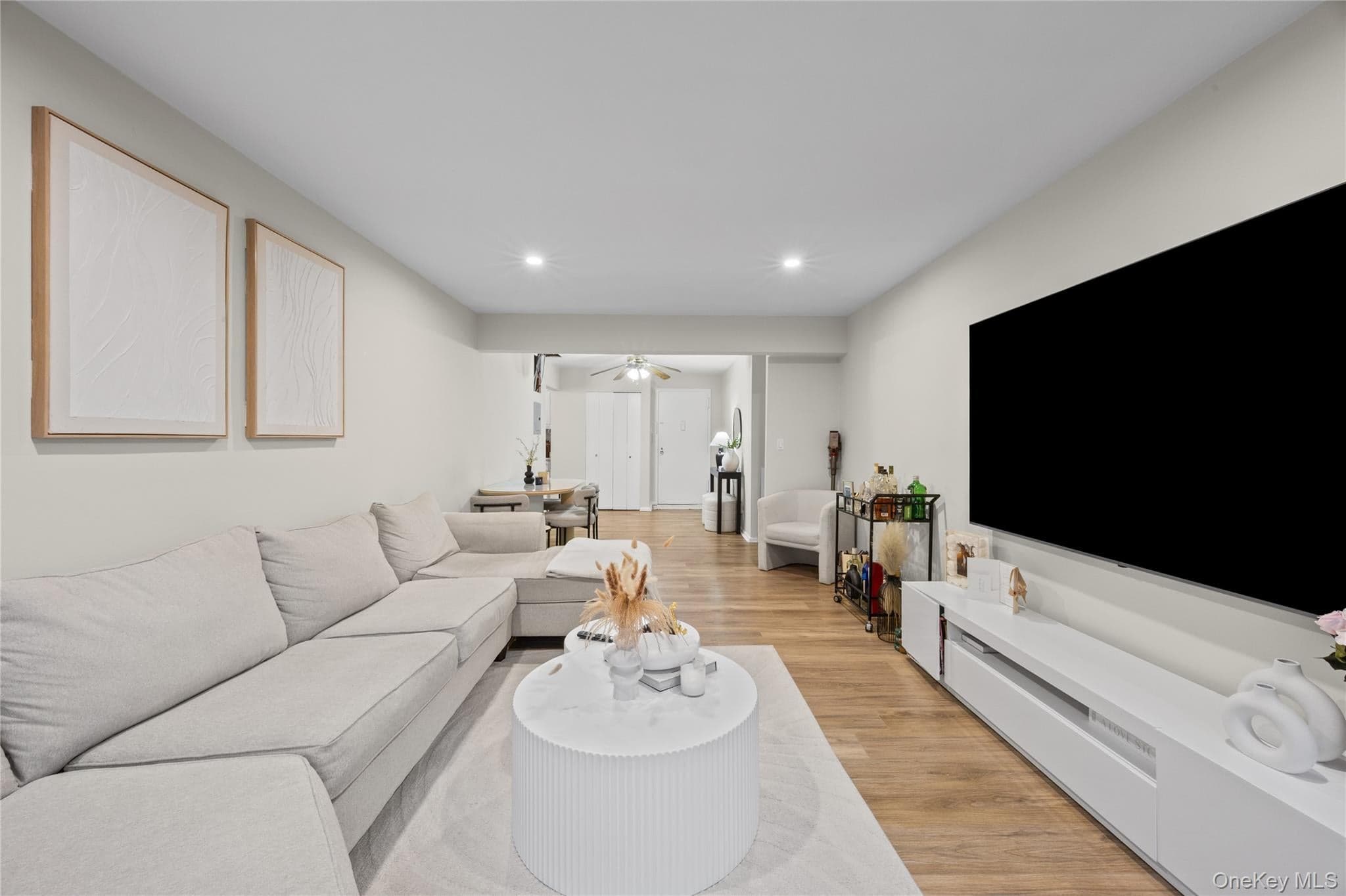 1 Birchwood Court Unit: 1B thumbnail 4