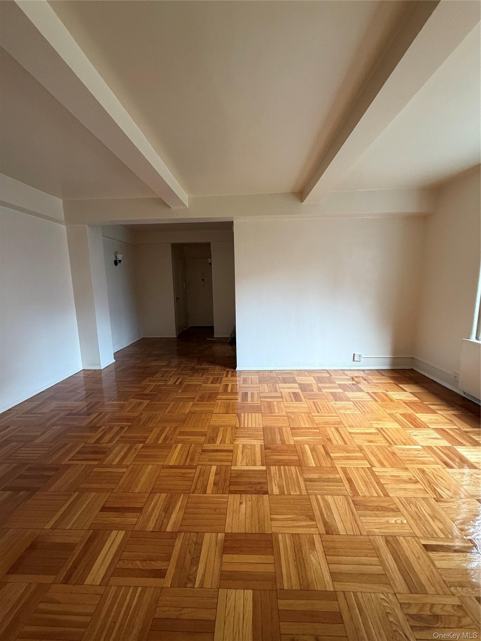 20 Metropolitan Oval Unit: 5E thumbnail 7