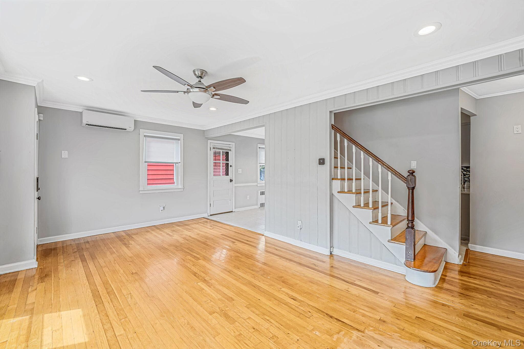 190 Albertson Place thumbnail 7