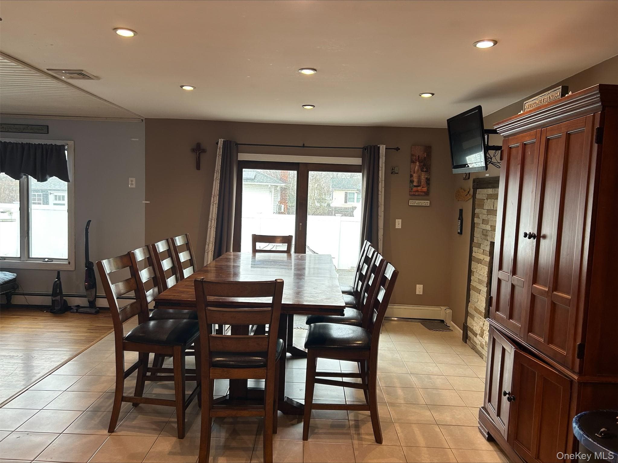 1458 Hummel Avenue thumbnail 7