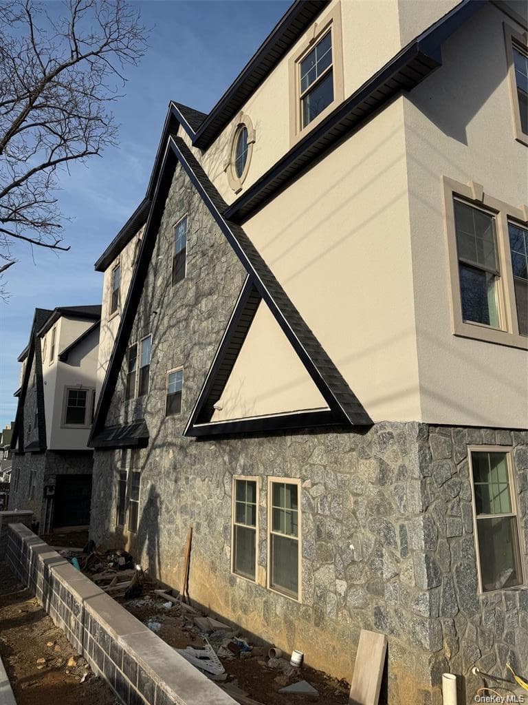 65 W 2nd Street Unit: 5 thumbnail 4