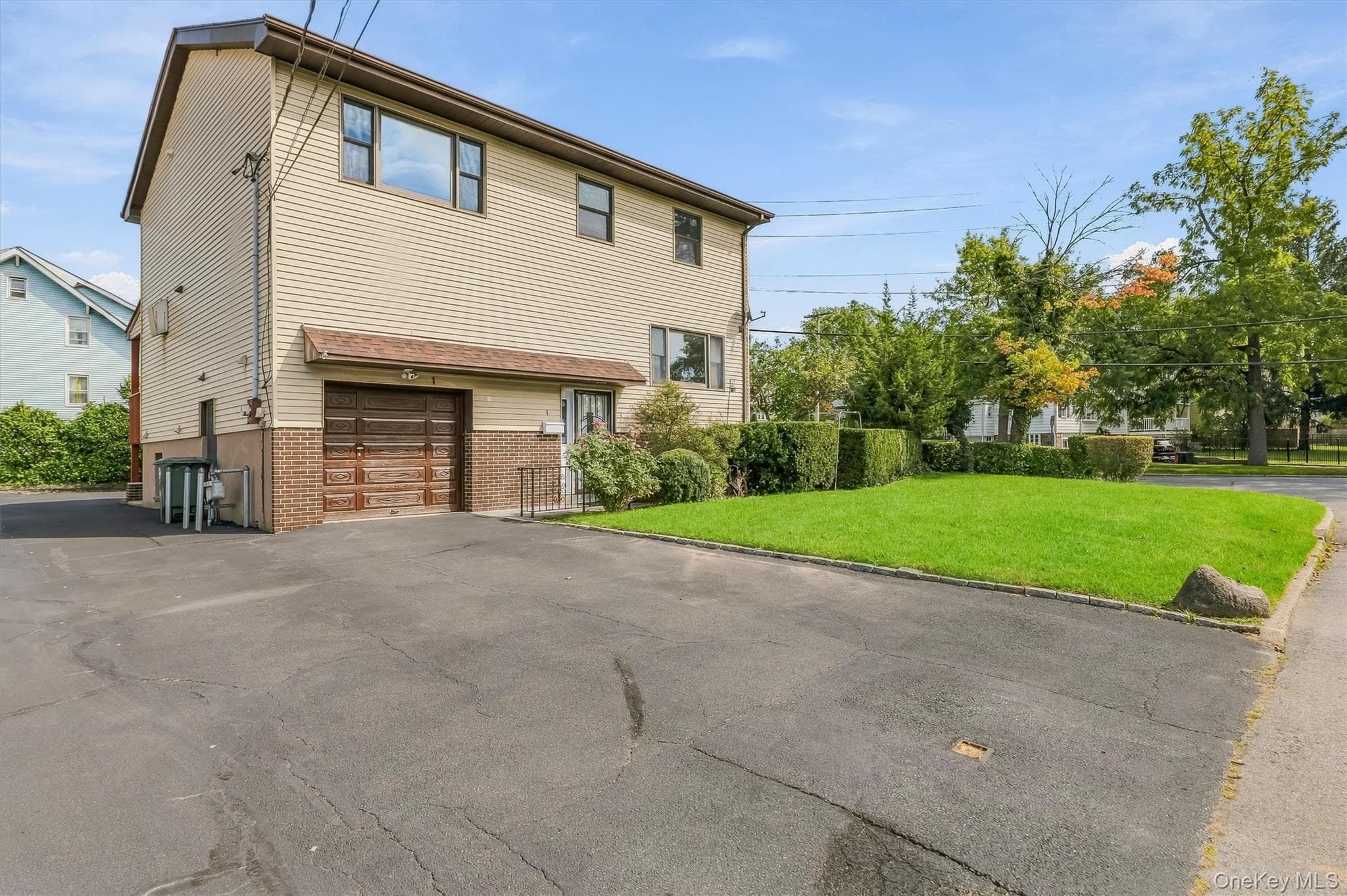 1 W Glen Avenue photo 1