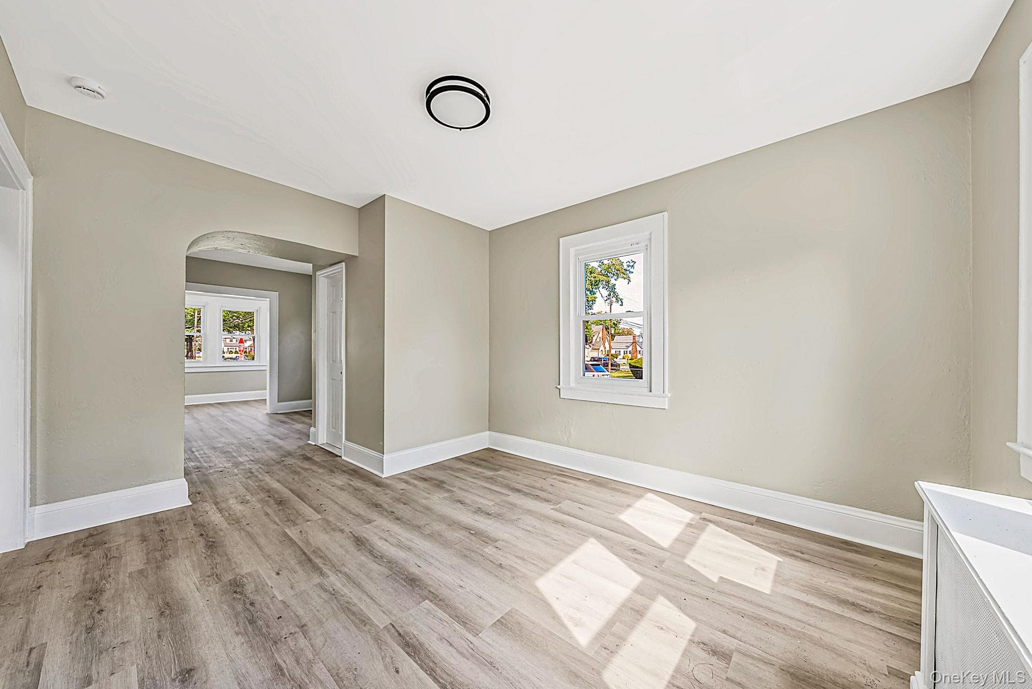 566 Stowe Avenue thumbnail 9