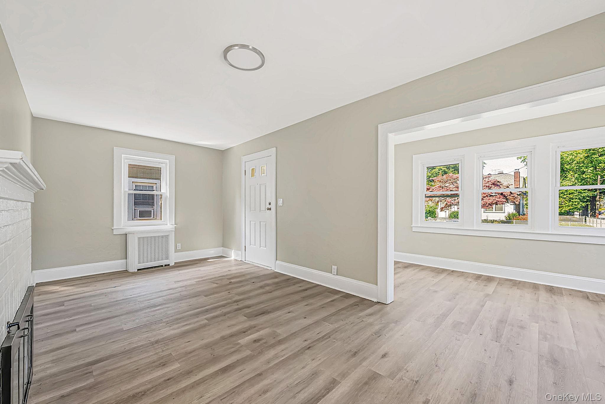 566 Stowe Avenue thumbnail 6