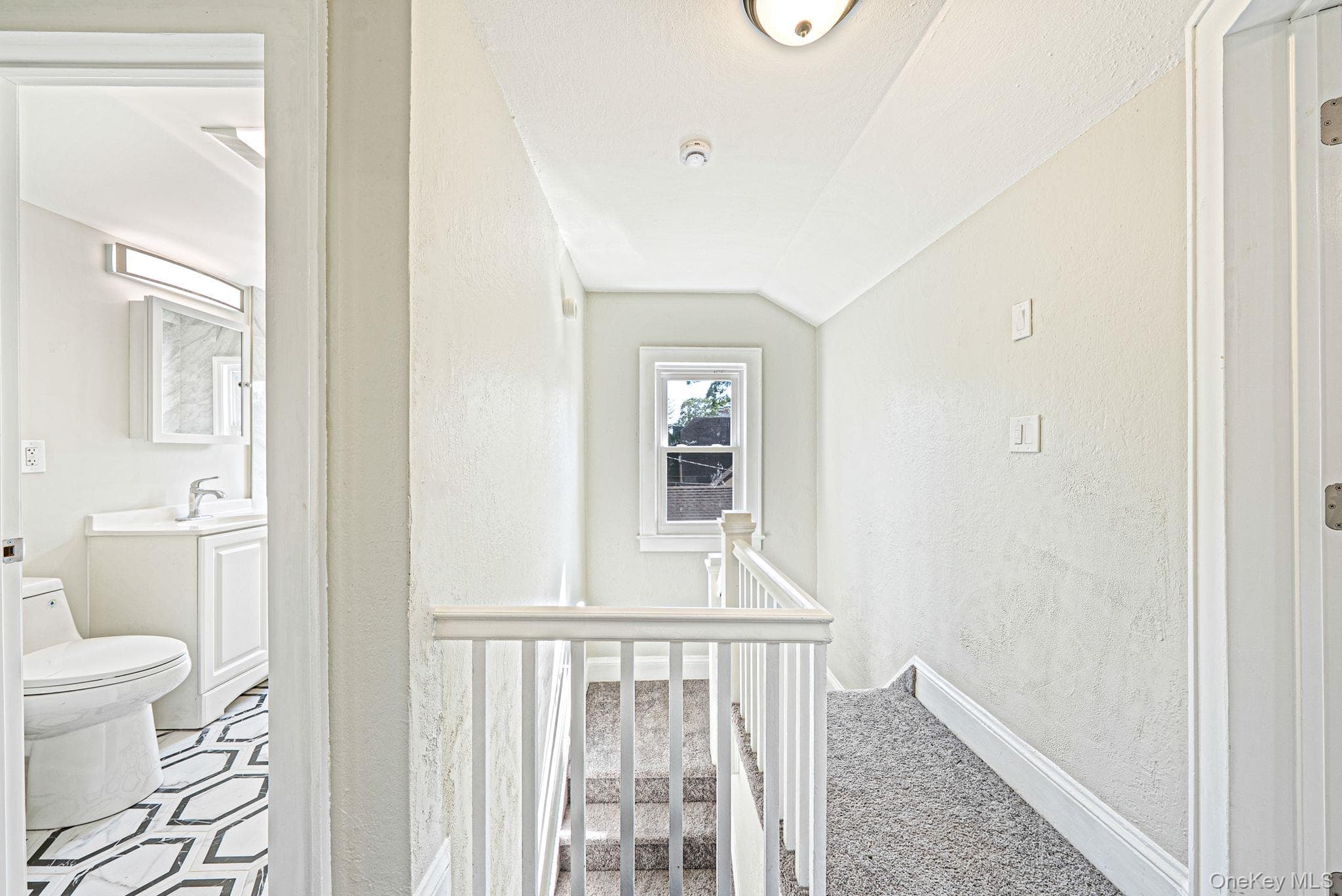 566 Stowe Avenue thumbnail 13