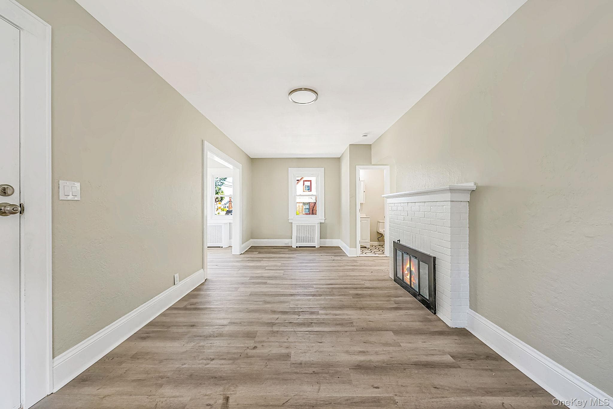 566 Stowe Avenue thumbnail 5