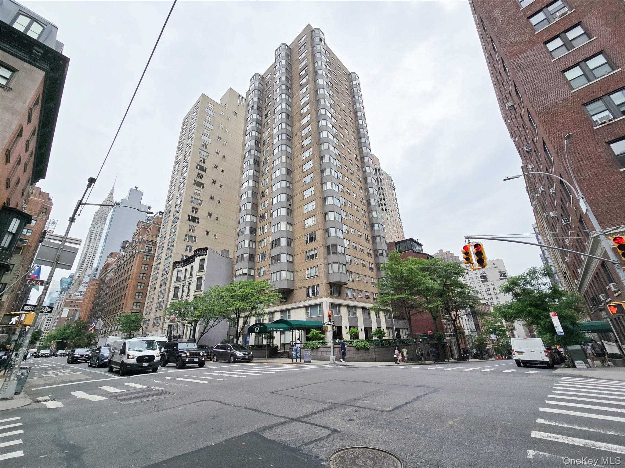 137 E 36th Street Unit: 9H photo 1