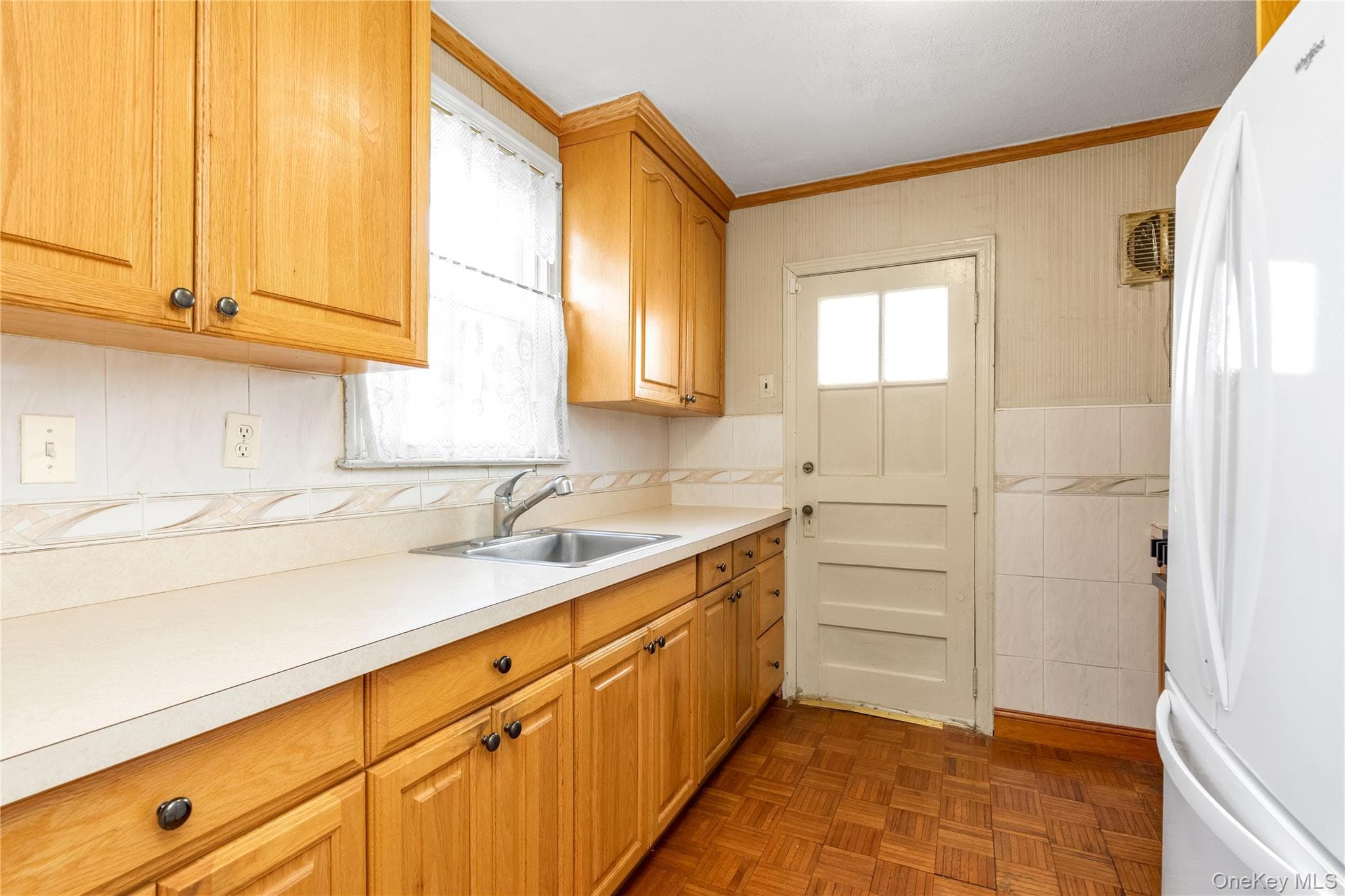249 Debevoise Avenue thumbnail 8