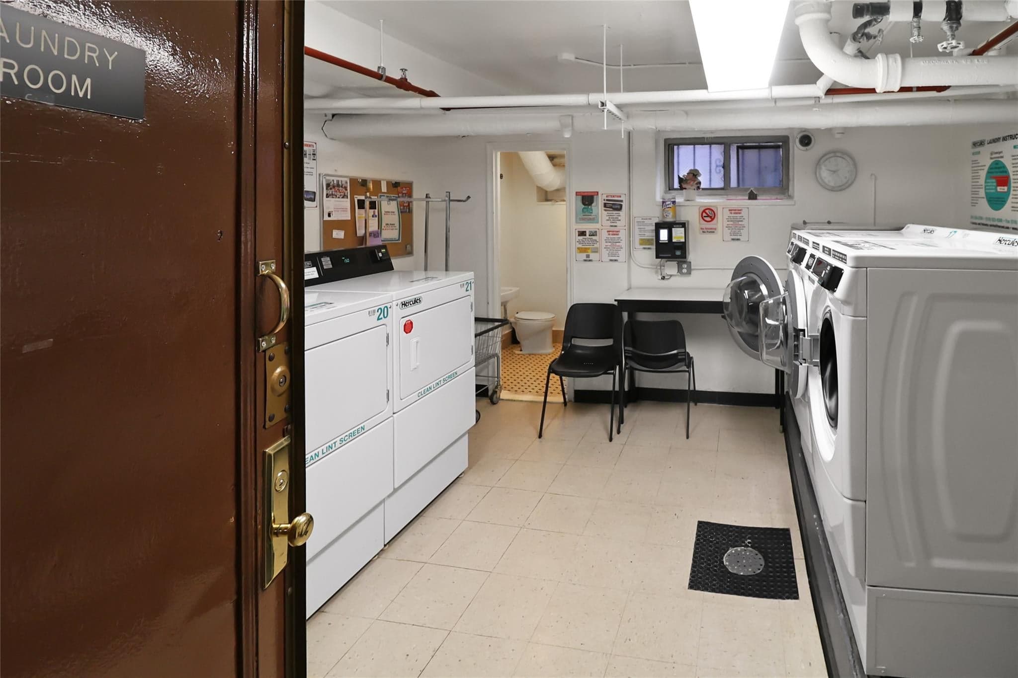 2105 Wallace Avenue Unit: 4A thumbnail 24