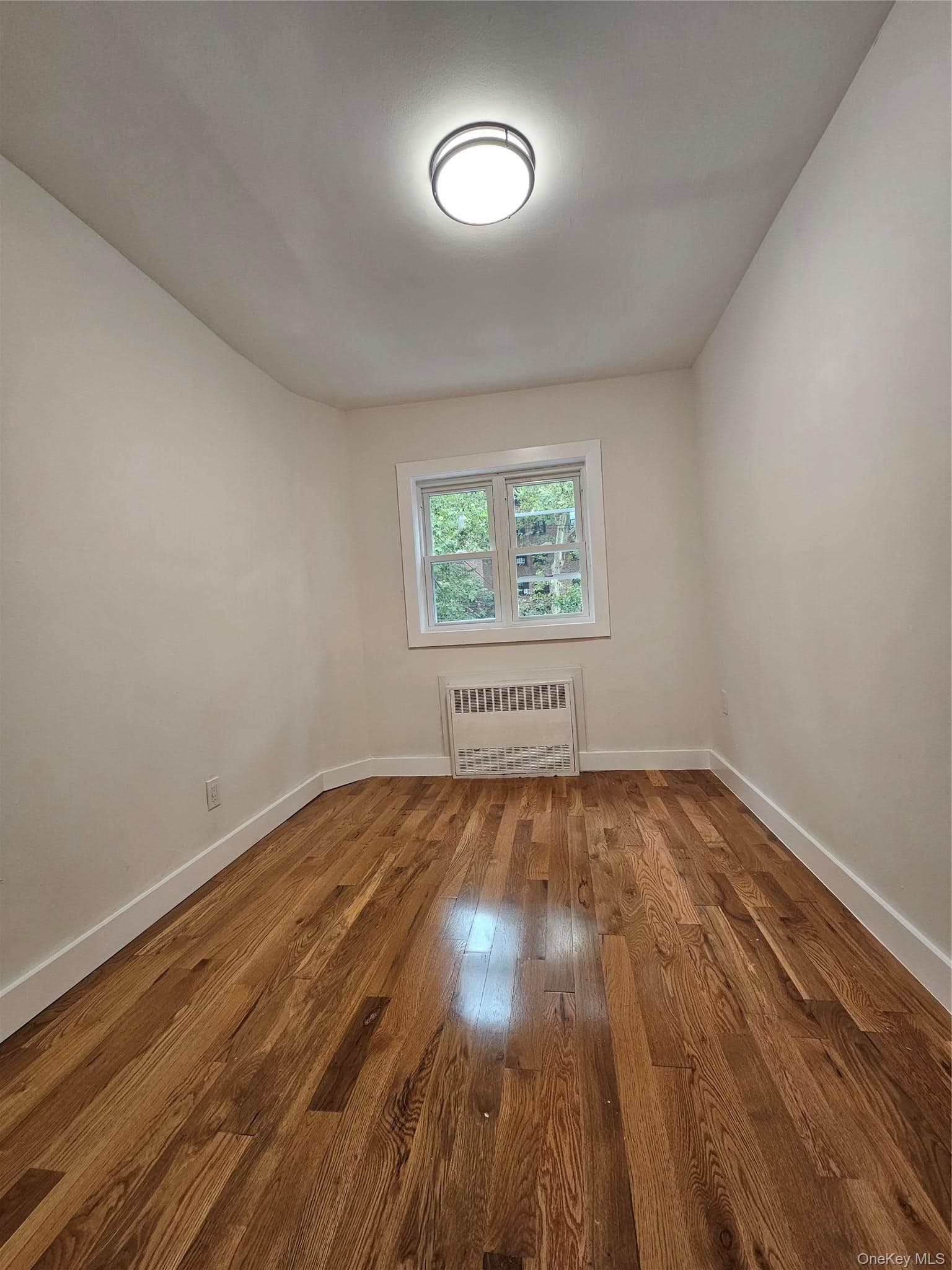 322 Wortman Avenue thumbnail 13