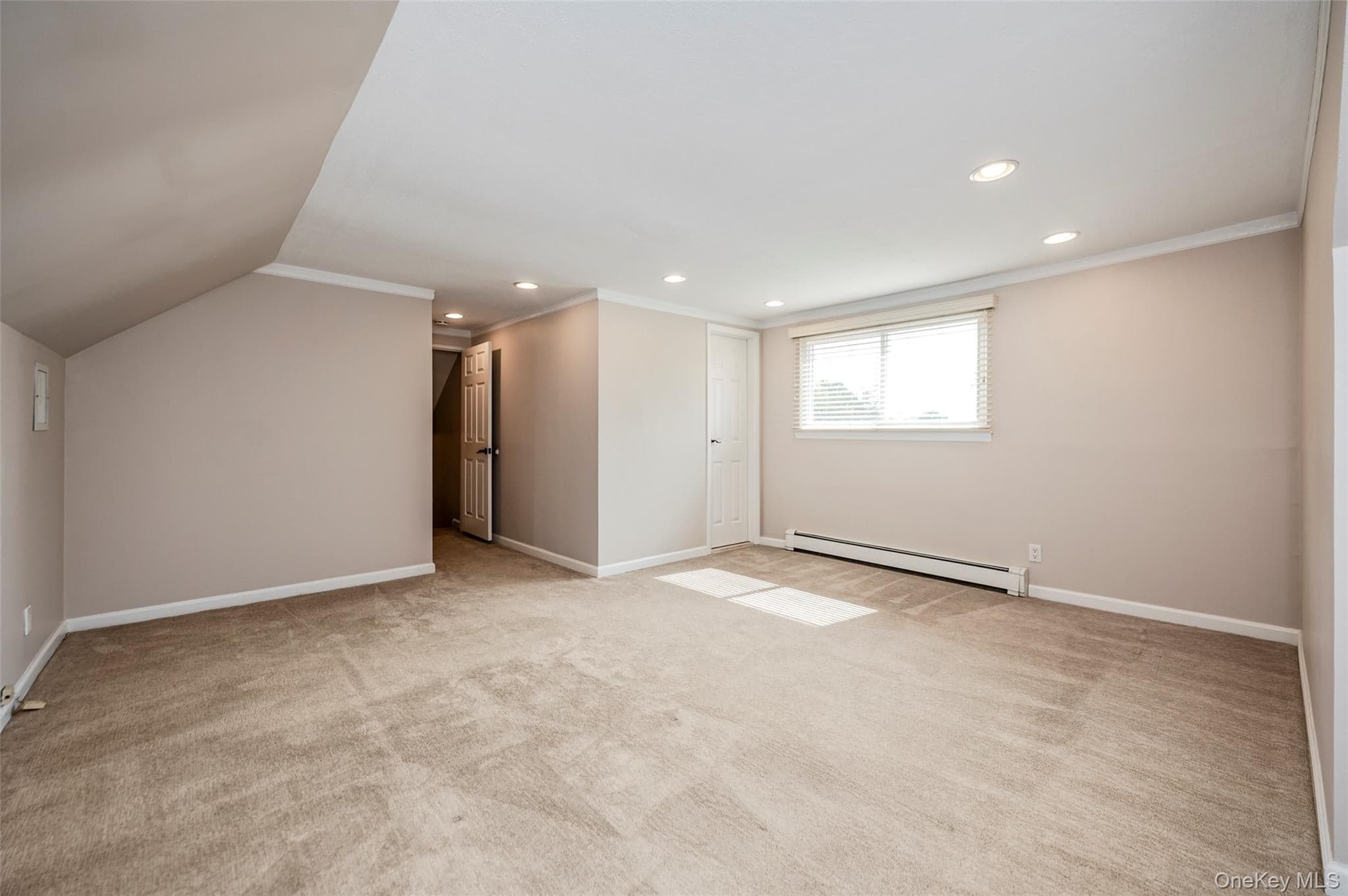 77 Concord Avenue thumbnail 18