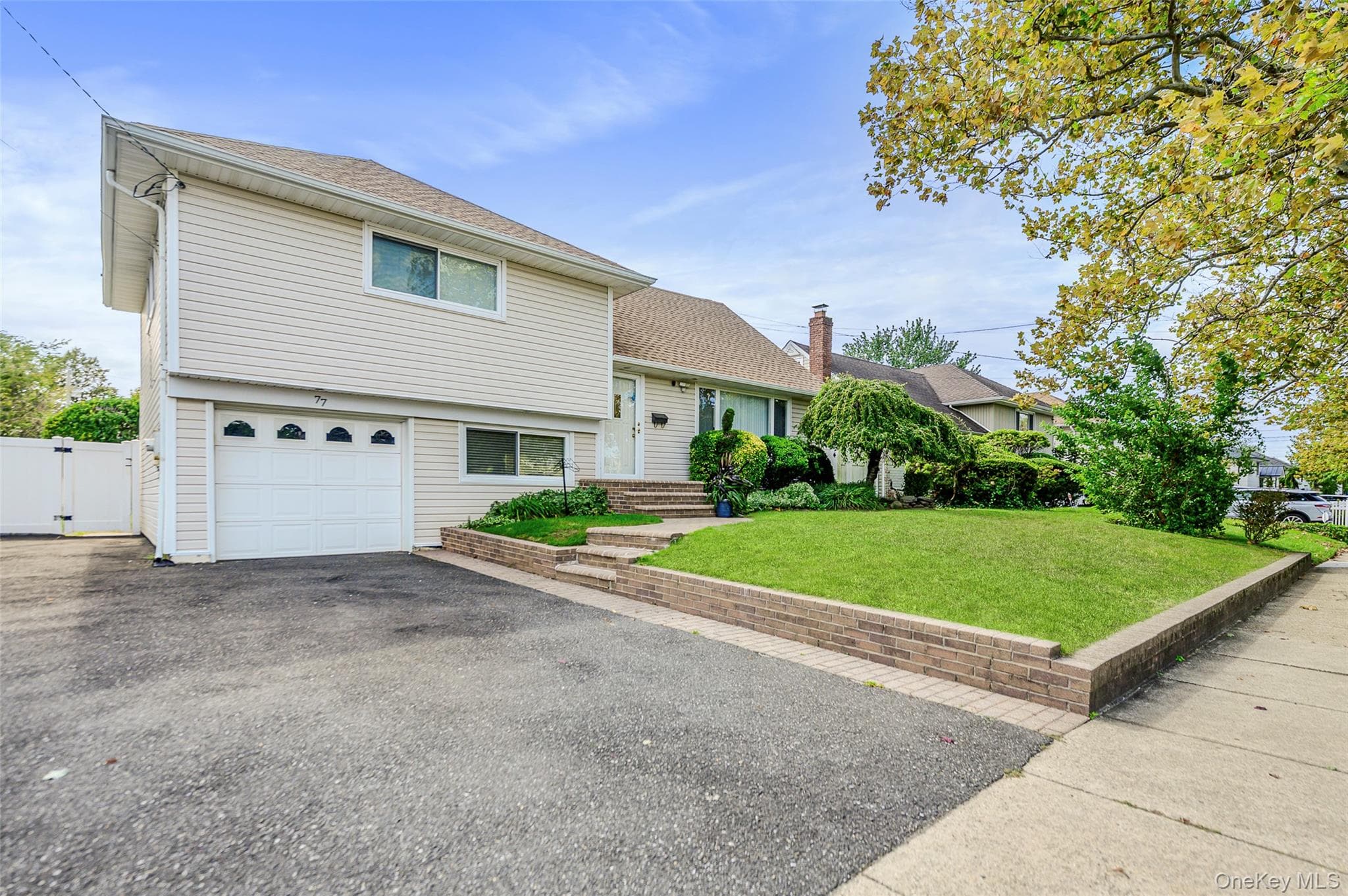 77 Concord Avenue, Oceanside