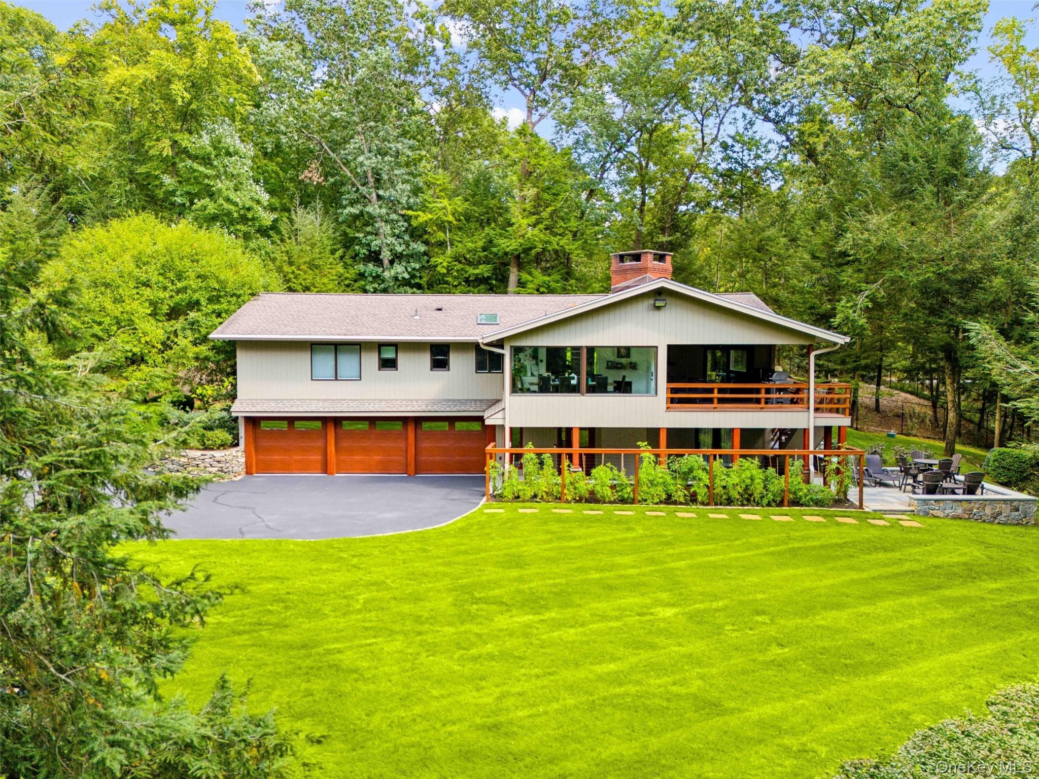 401 Chestnut Ridge Road, Bedford Corners