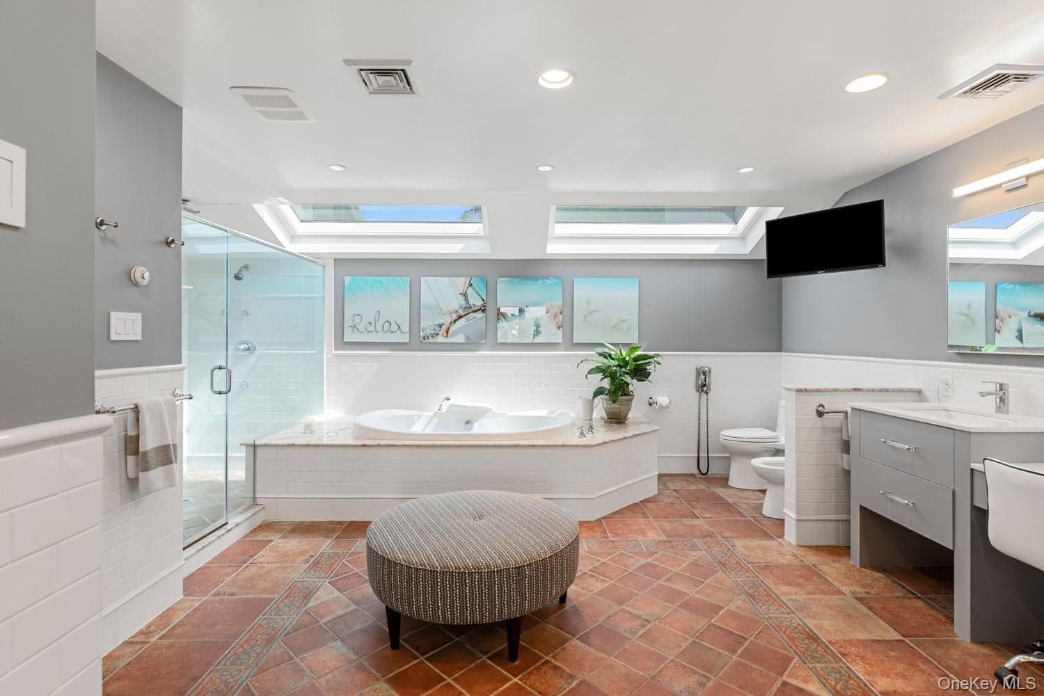 15 Harbour Point Drive thumbnail 32